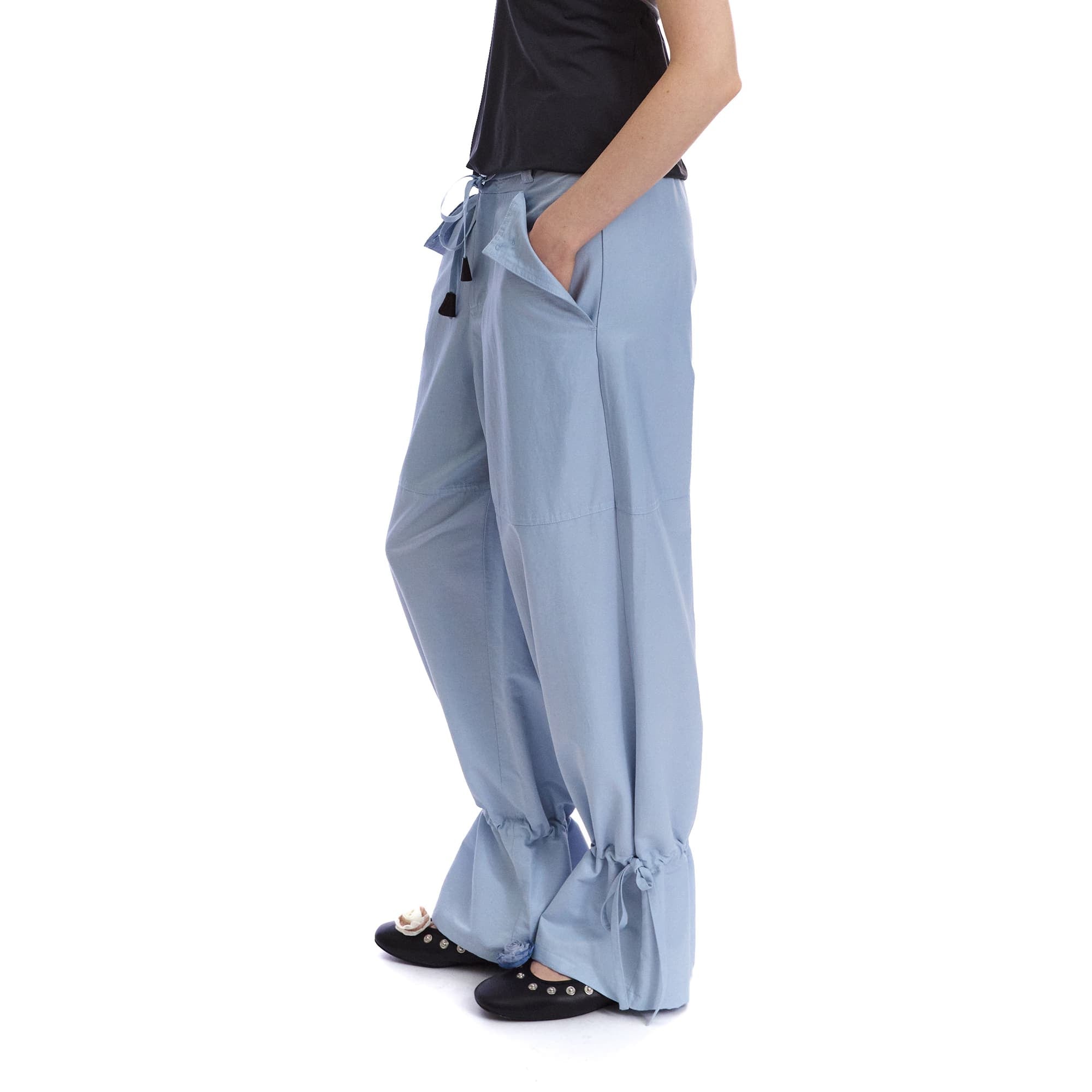 NEVERSEEZ Drawstring Wide-Leg Ruched-Cuff Parachute Pants
