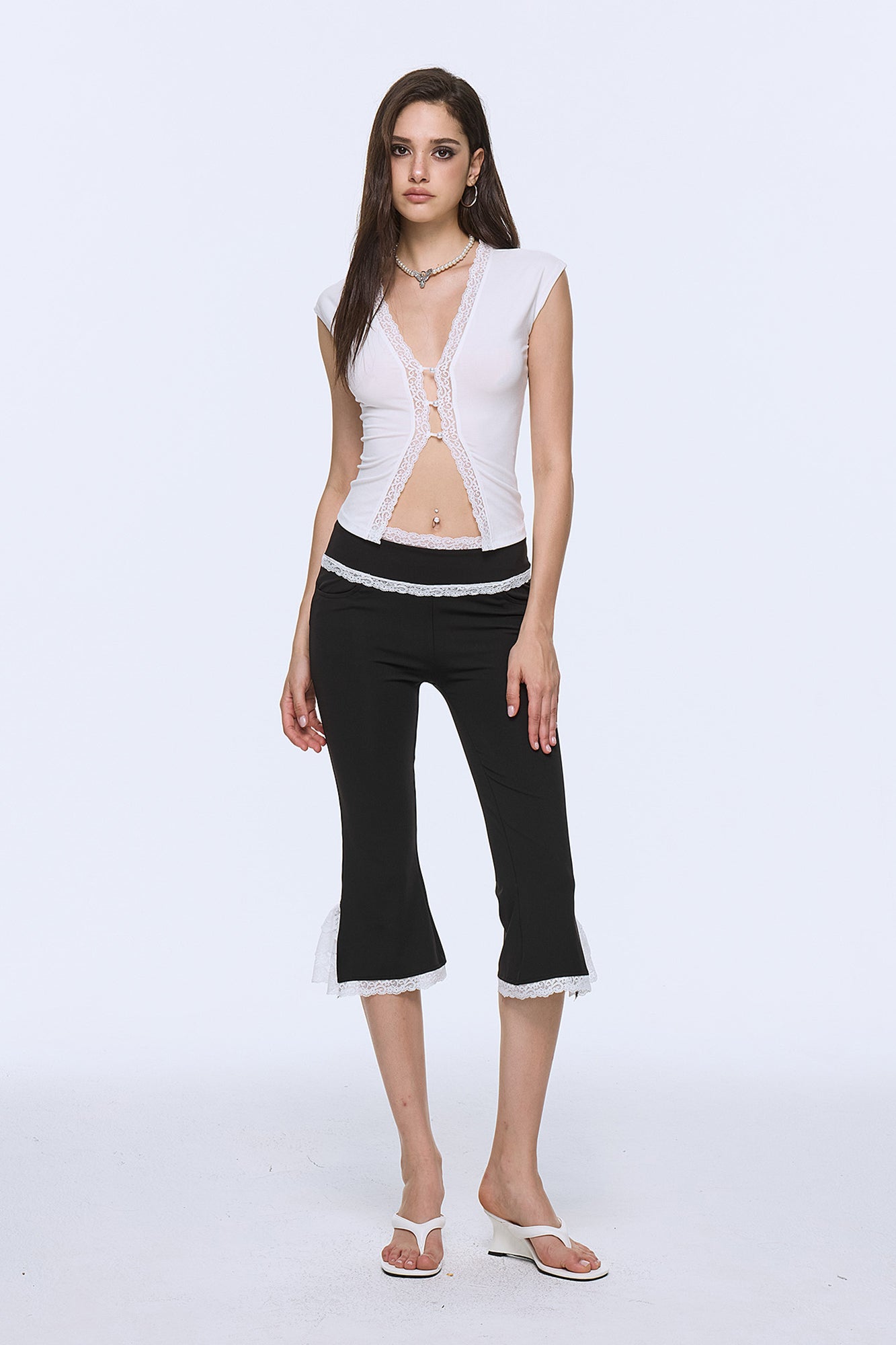 AE30 SAINT Lace-Trim Cropped Flared Pants