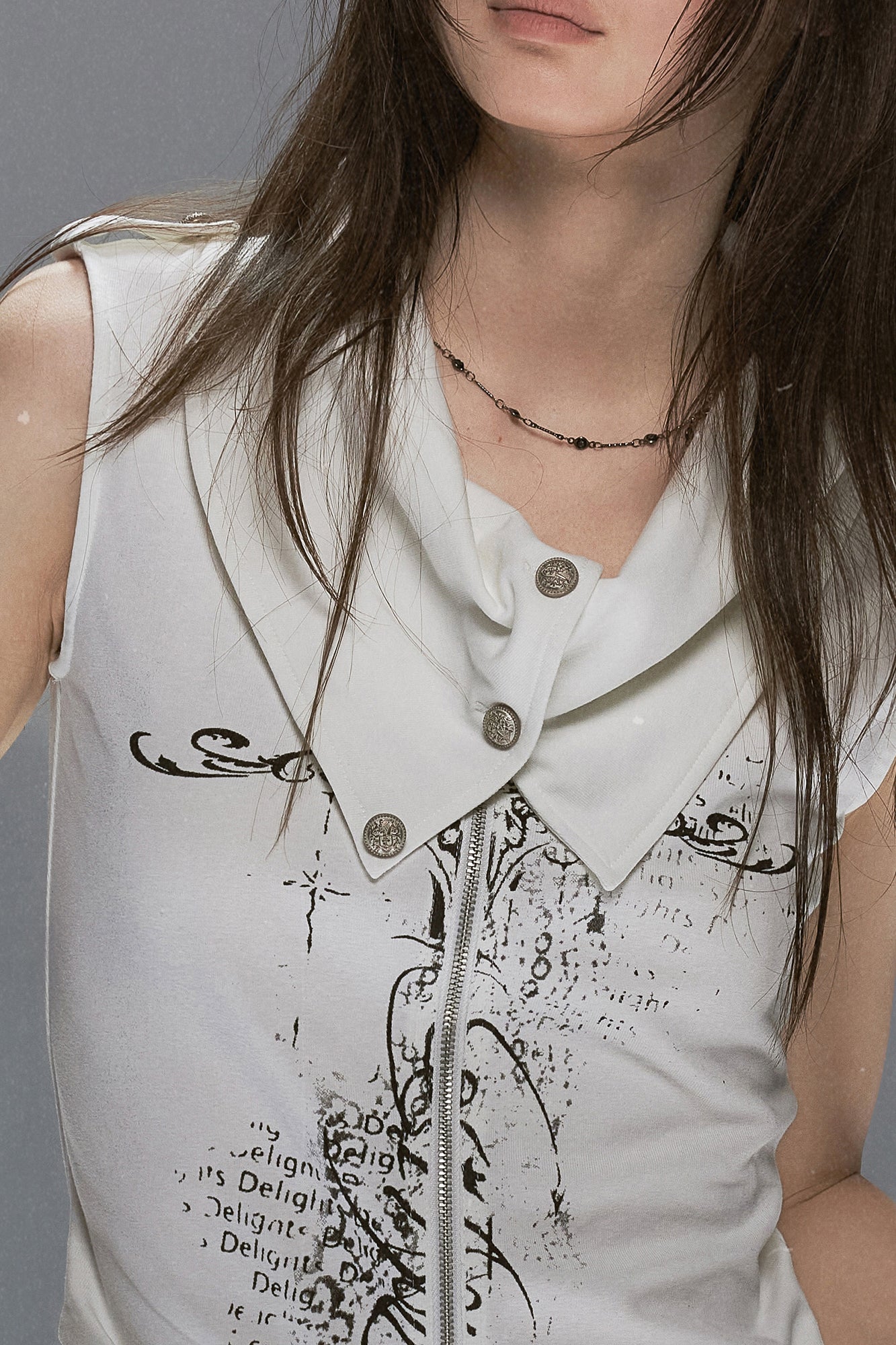 CESTNOUS Cross Graphic Zip-Up Vest