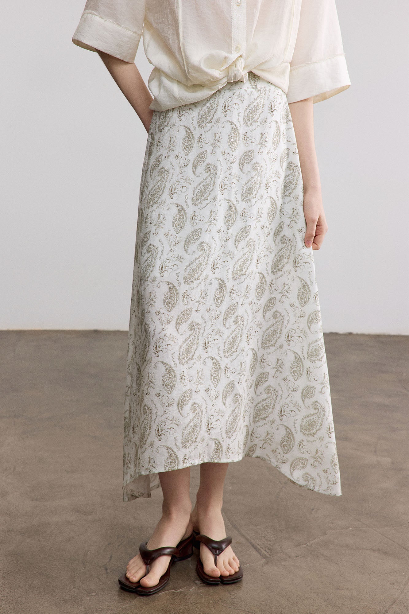 SAME FLOW Paisley Full-Print Midi Skirt