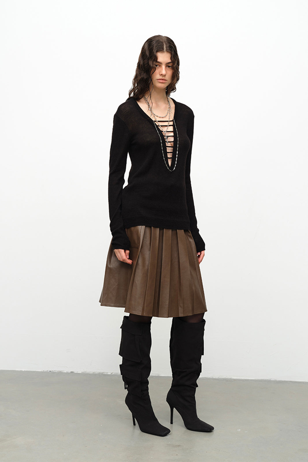 DOTYEARS Wool-Blend Deep V-Neck Sweater