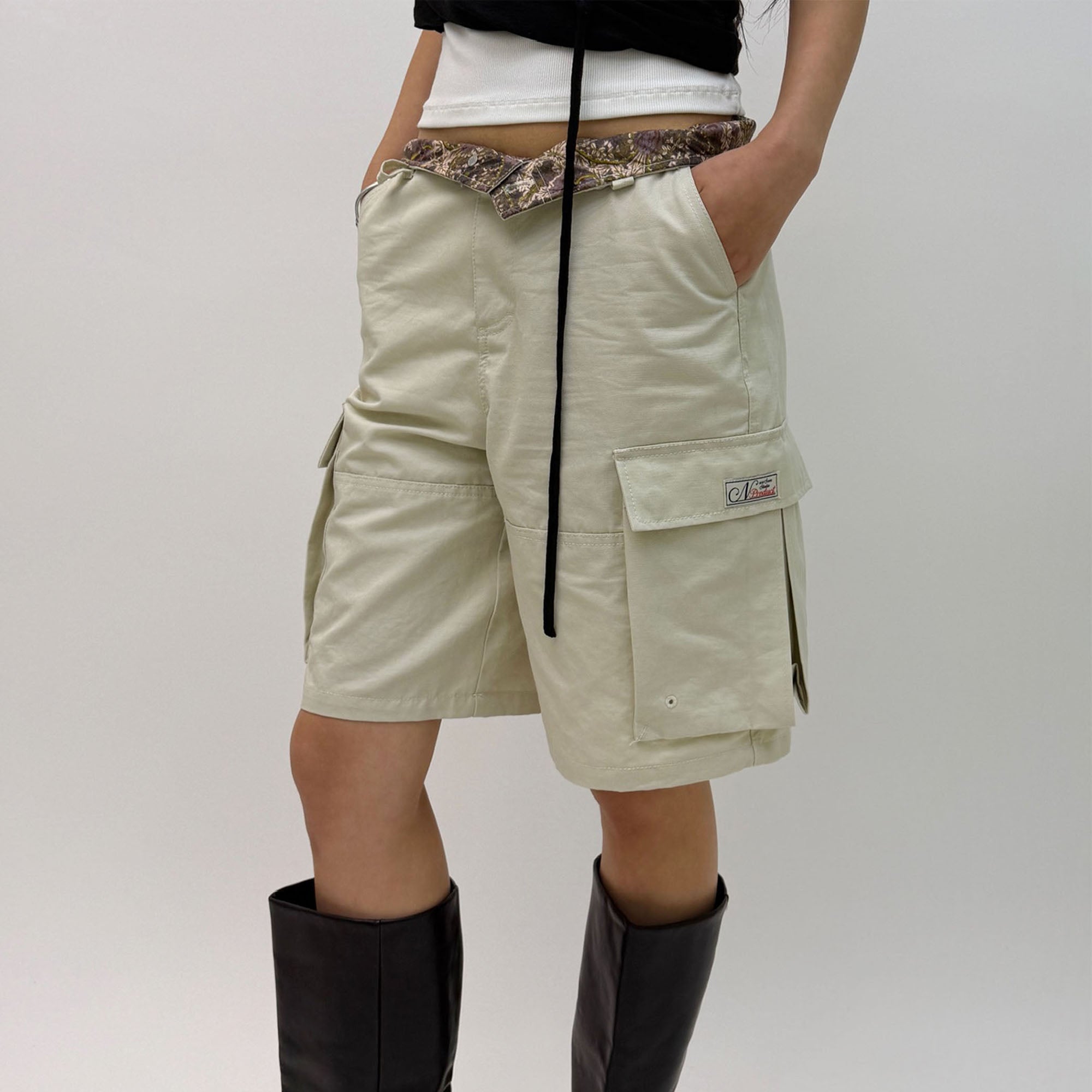 NEVERSEEZ Floral Fold-Over Cargo Shorts