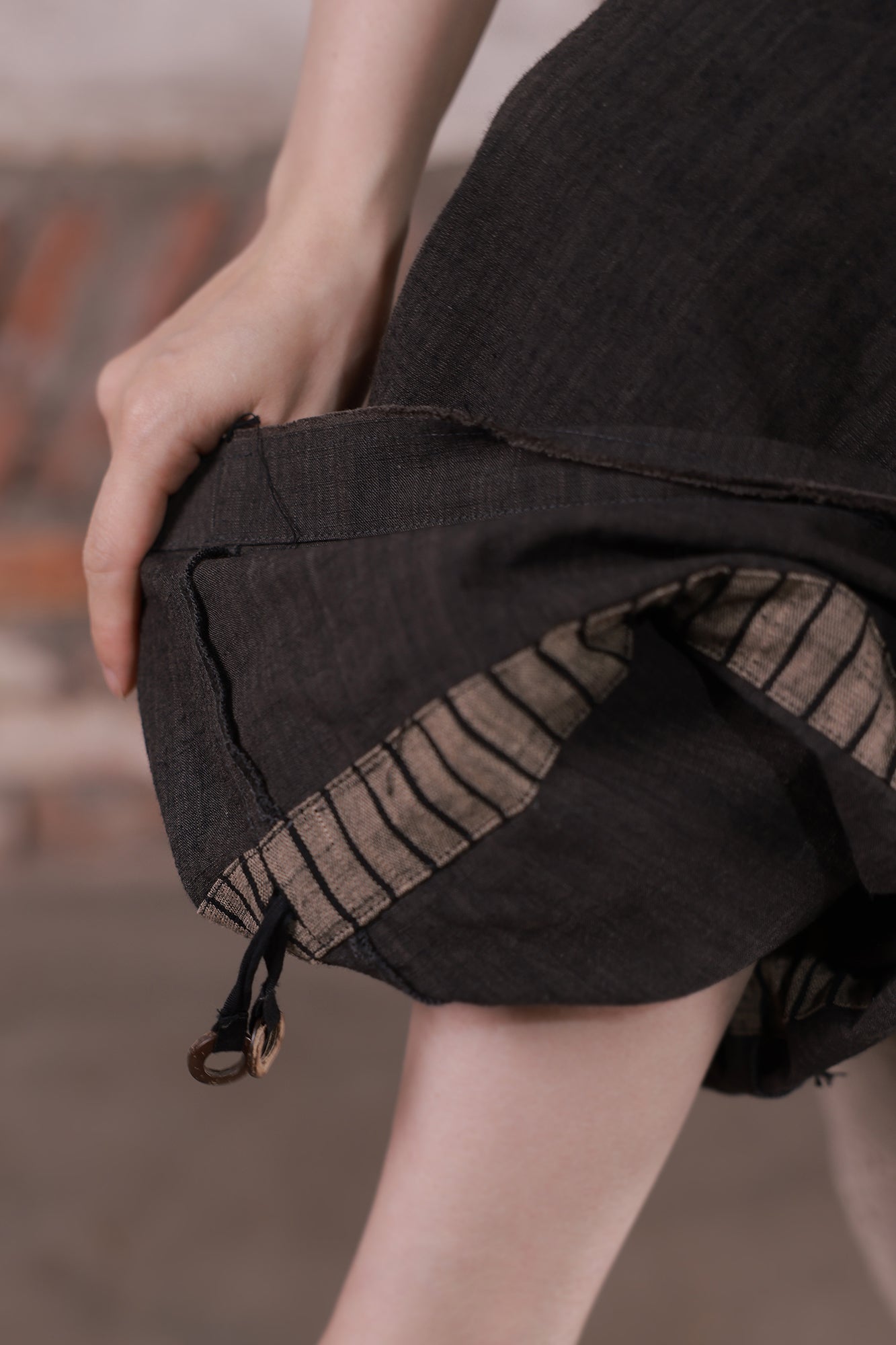 INCH LIM Pleated Wide-Leg Cinch-Hem Pants