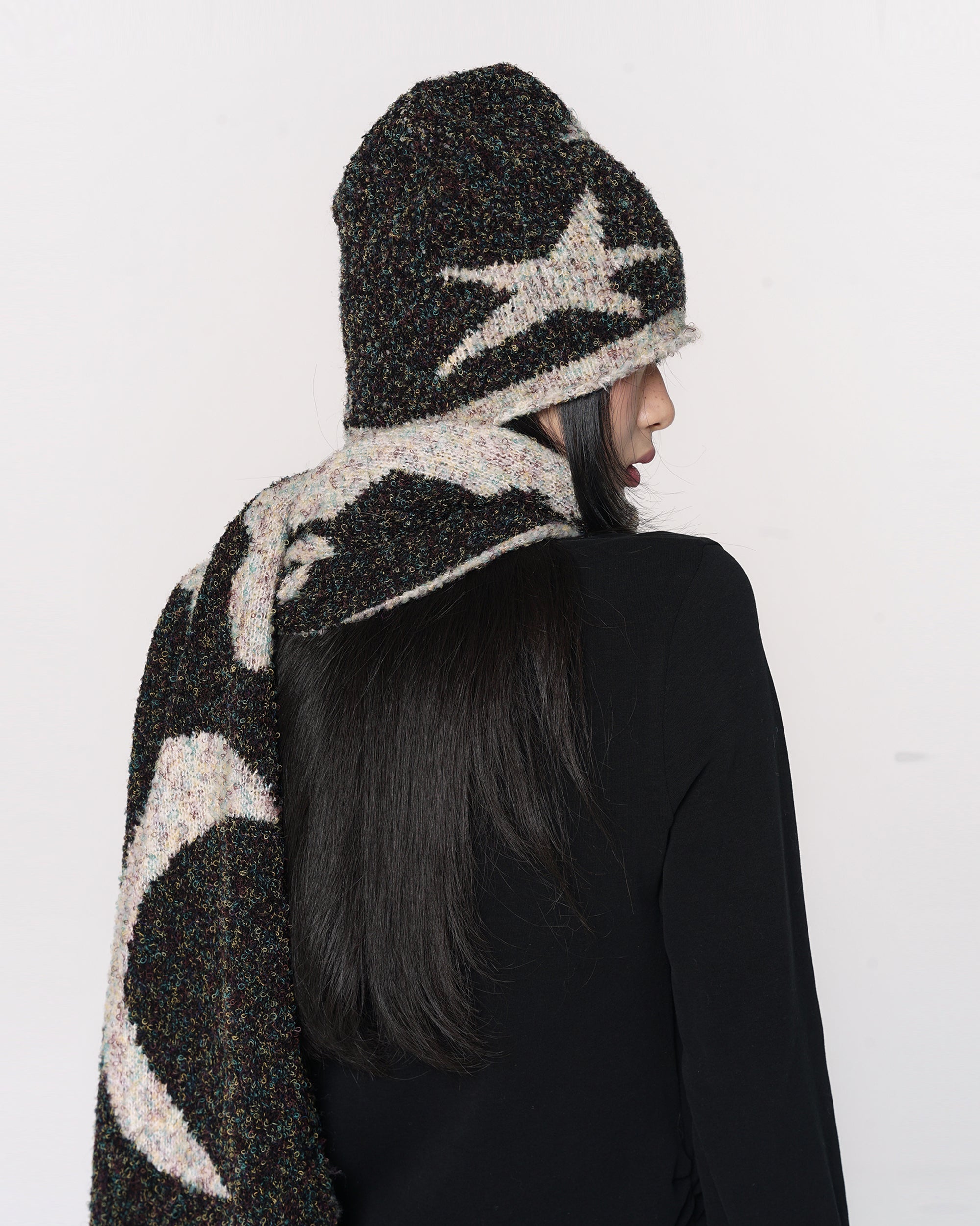 CONFUN Retro Star Bouclé Knit Scarf & Beanie