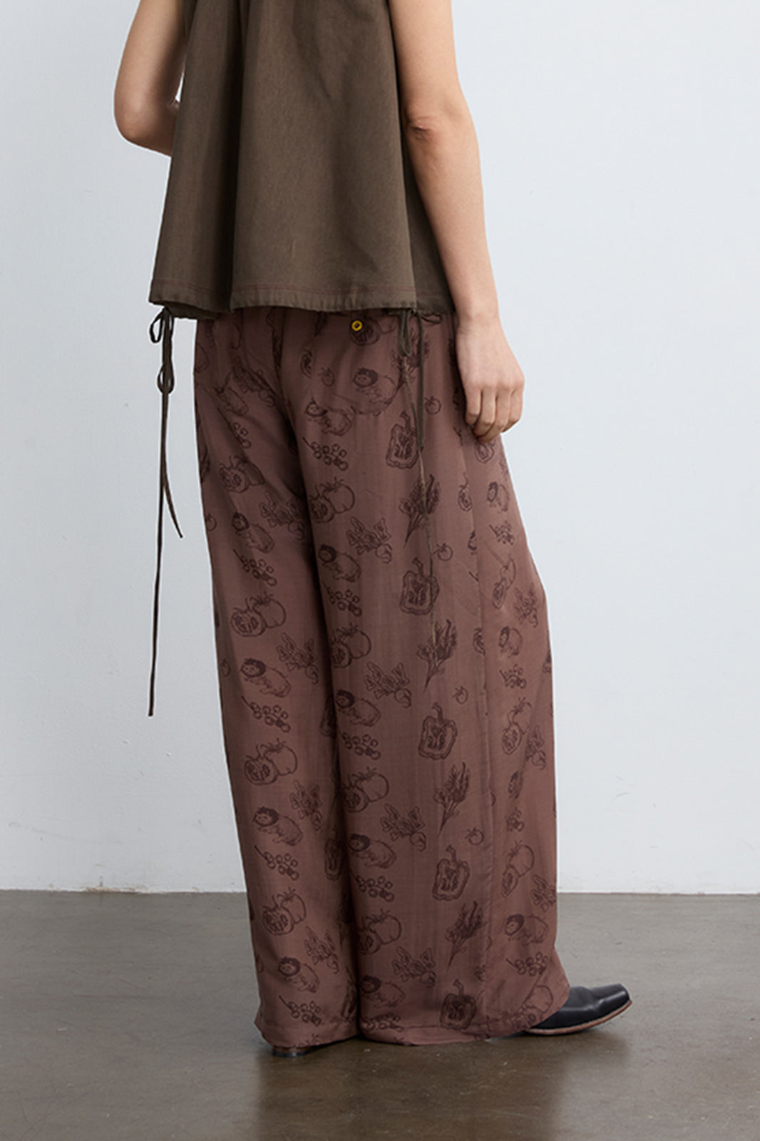 NOESE Pleated Silk-Blended Wide-Leg Pants