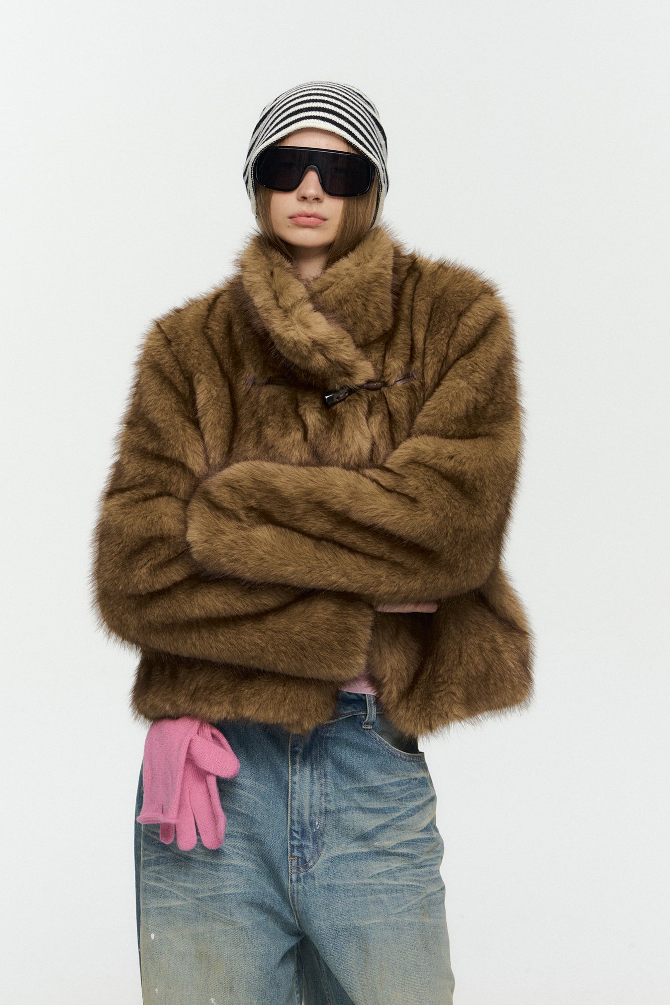 10AMSOTIIIIIIRED Asymmetrical Front Toggle Faux Fur Jacket