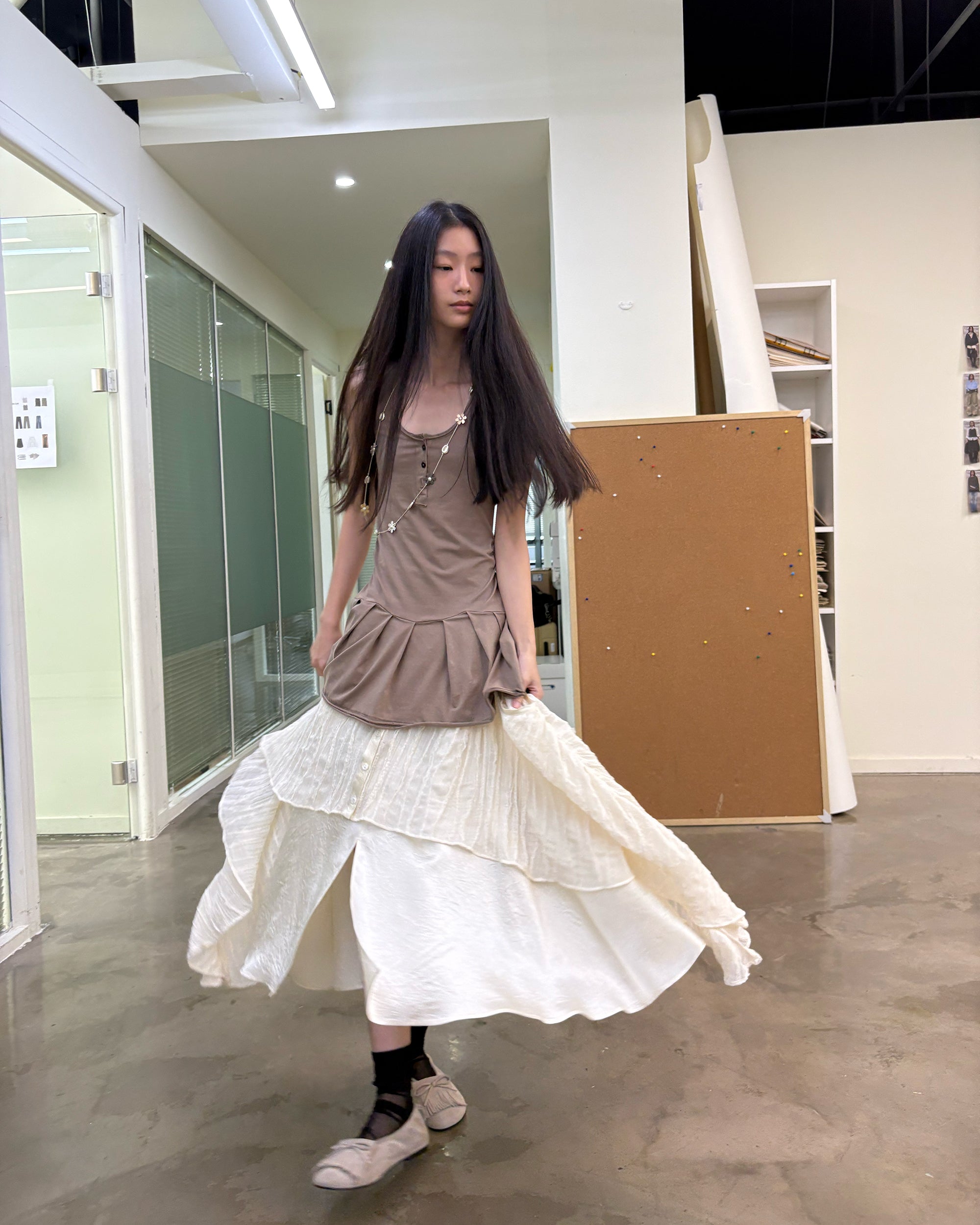 NEVERSEEZ Layered Shirt Hem Acetate Spliced Maxi Skirt