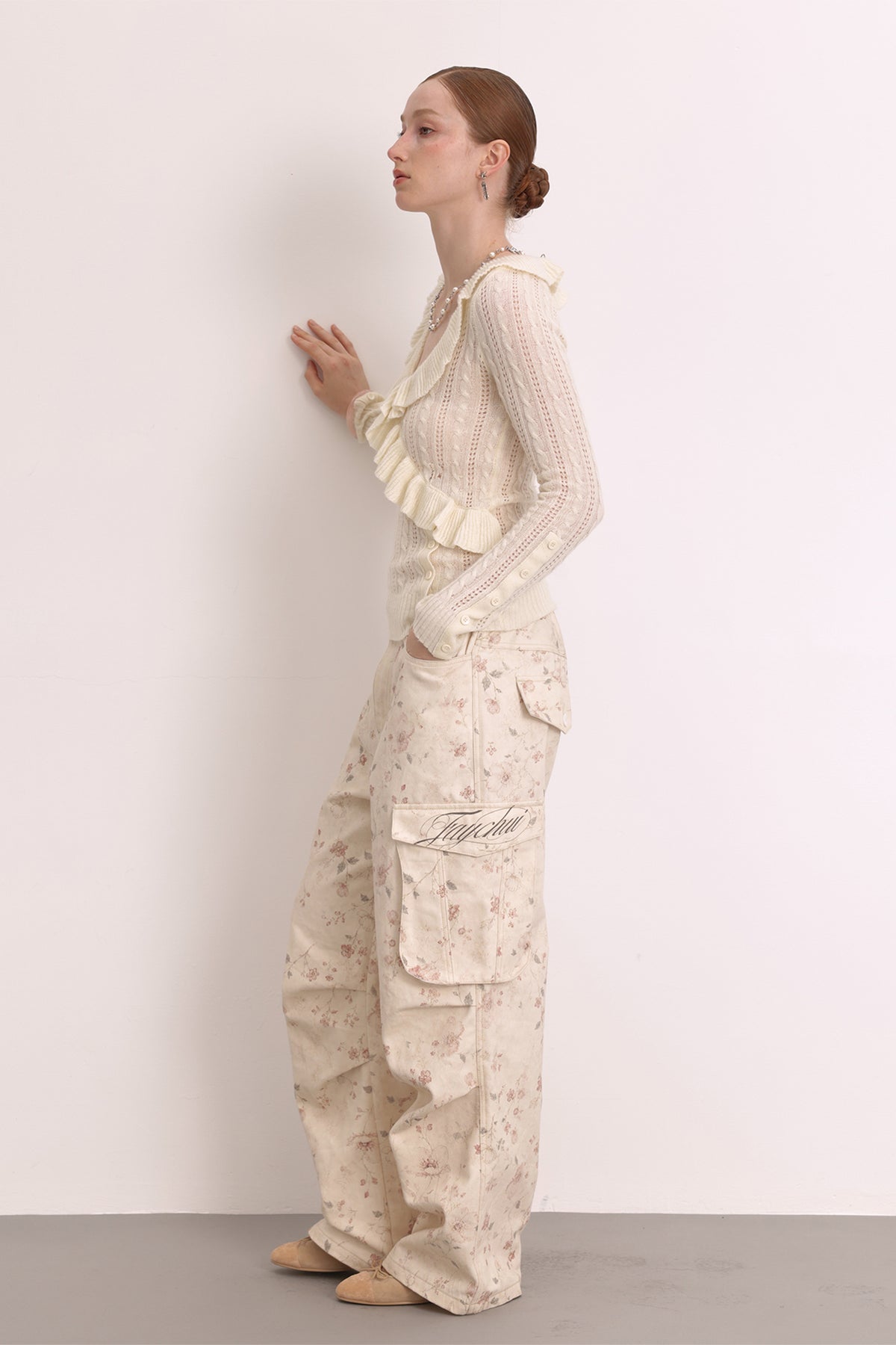 FAYCHUI Full-Print Floral Low-Rise Cargo Straight-Leg Pants