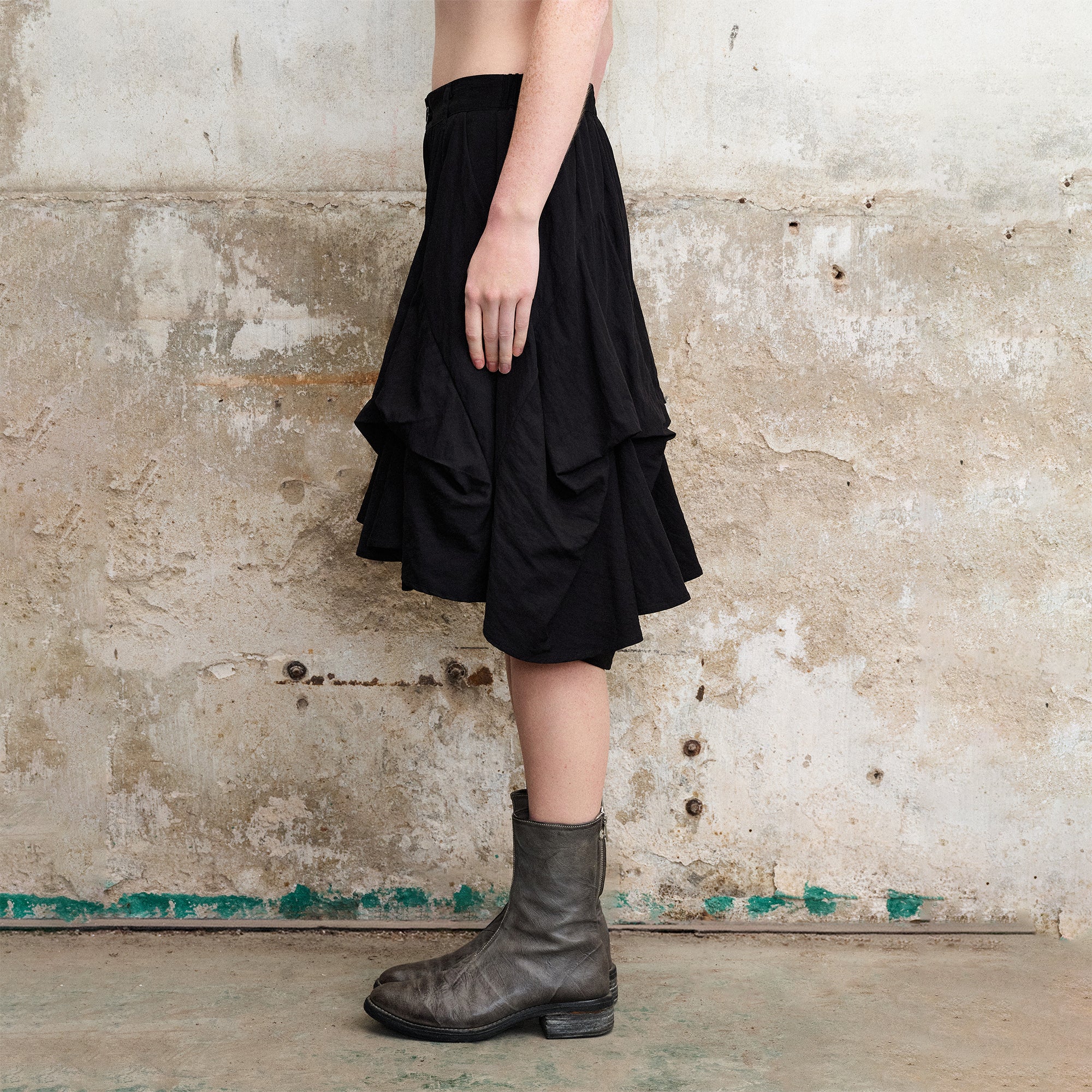 ILNya Nieternite Nifutur Layered Asymmetrical Skort Black