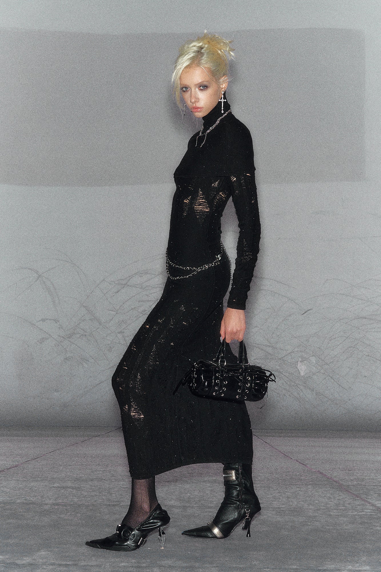 THE NEVERMORE Distressed Deep-V Knit Maxi Dress