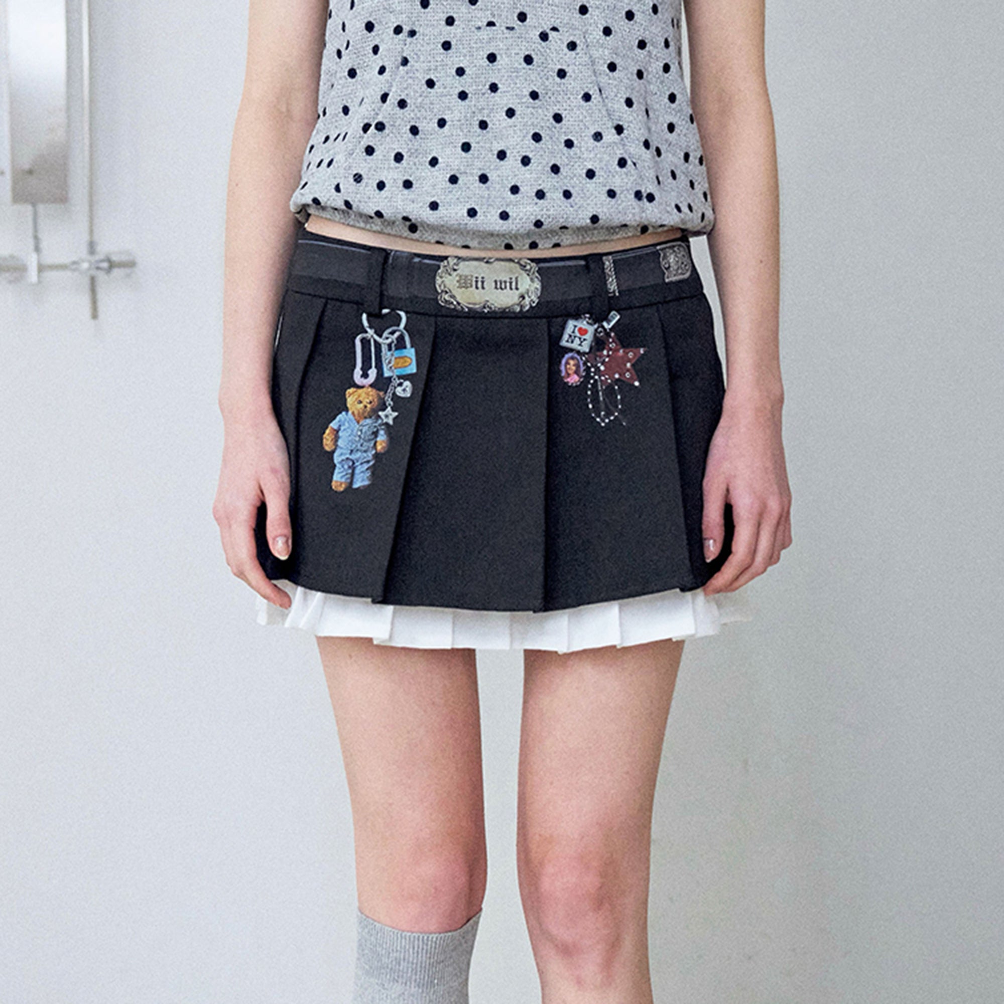 WII WIL Charm Graphic Layered Pleated Mini Skirt