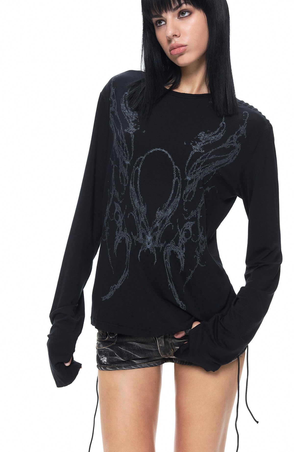 3MODE Oversized Retro Long-Sleeve Tee