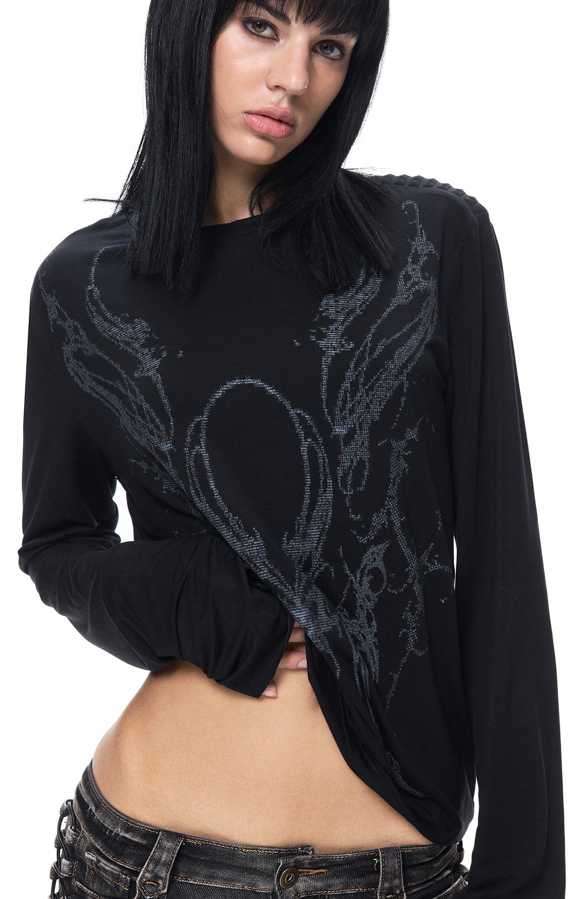 3MODE Oversized Retro Long-Sleeve Tee