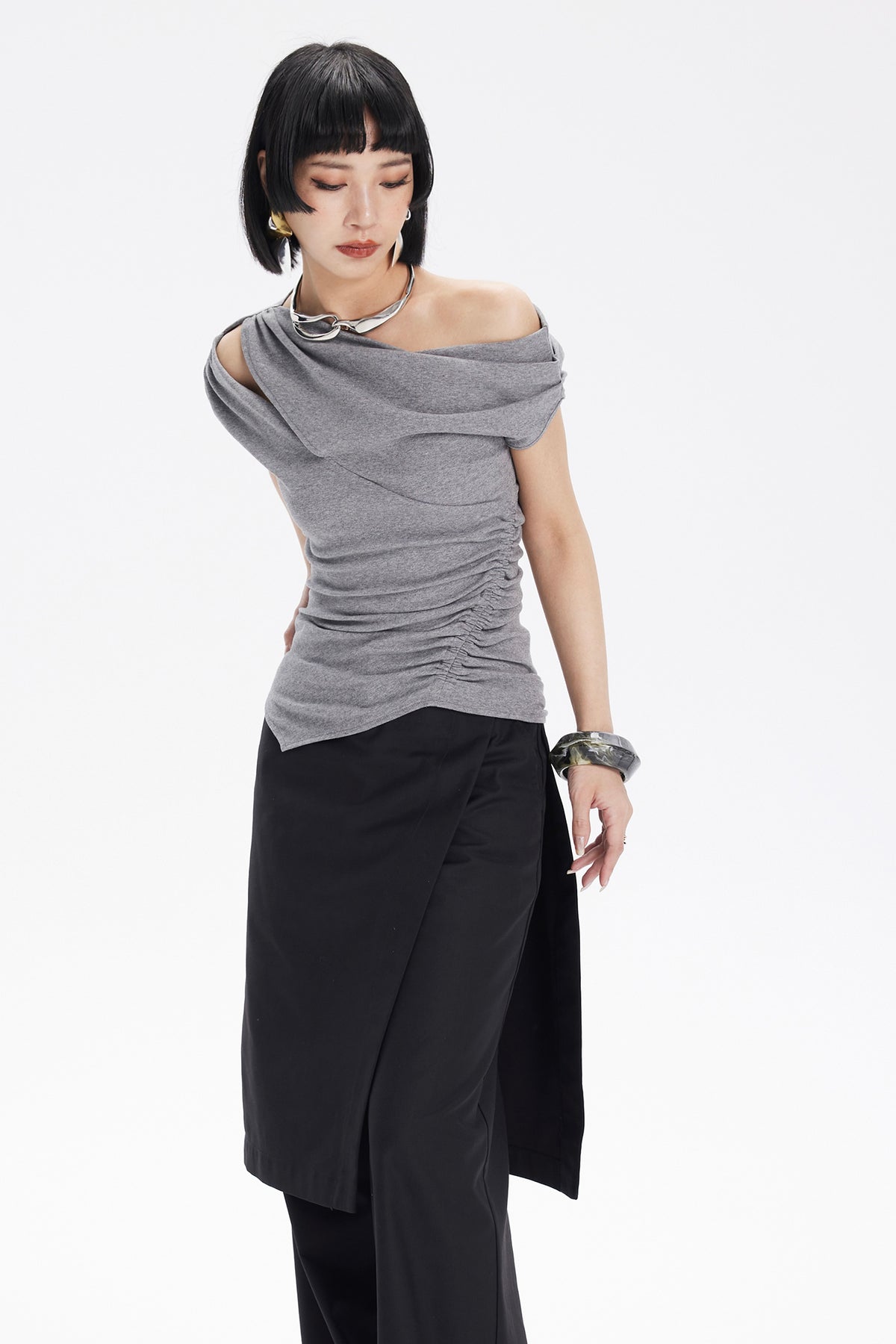 TINY IN STUDIO Asymmetrical Off-Shoulder Cut-Out Ruched T-Shirt
