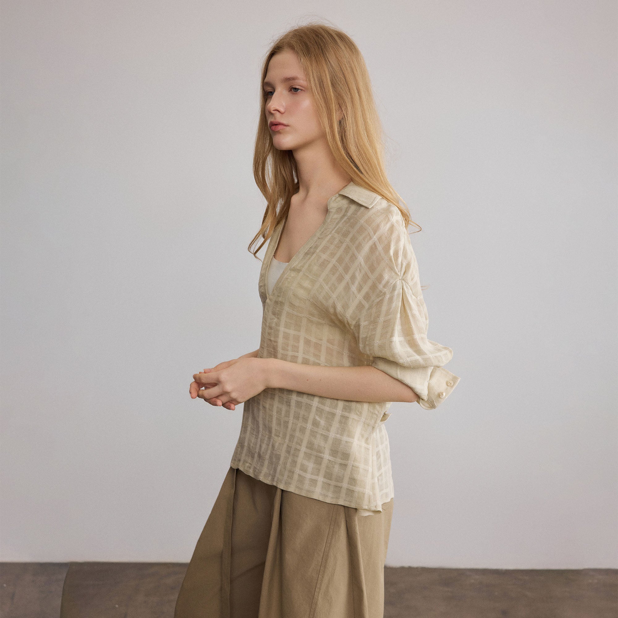 SAME FLOW Sheer Plaid V-Neck Shirt