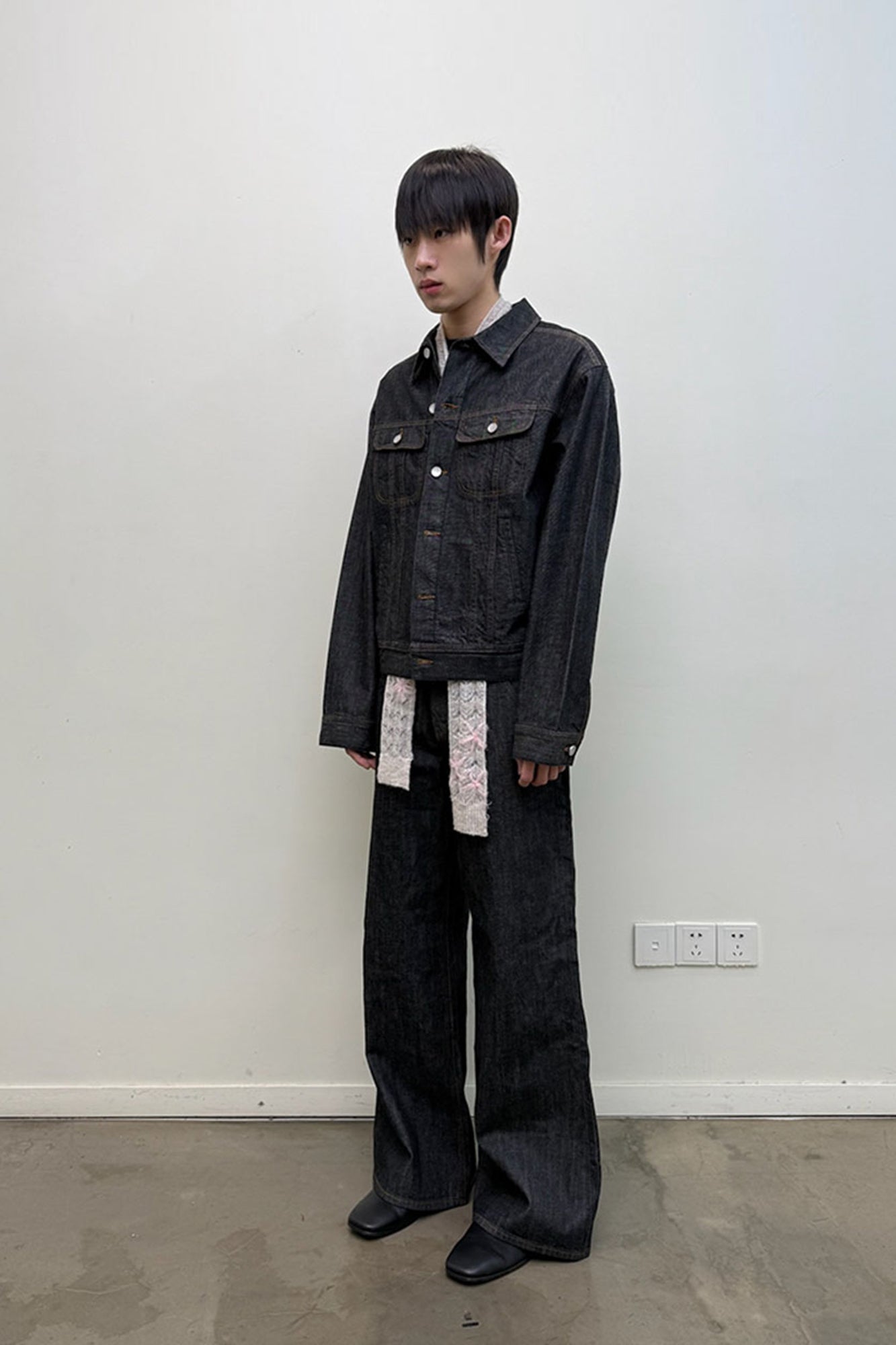 NEVERSEEZ Retro Waist-Tab Dark Denim Jacket