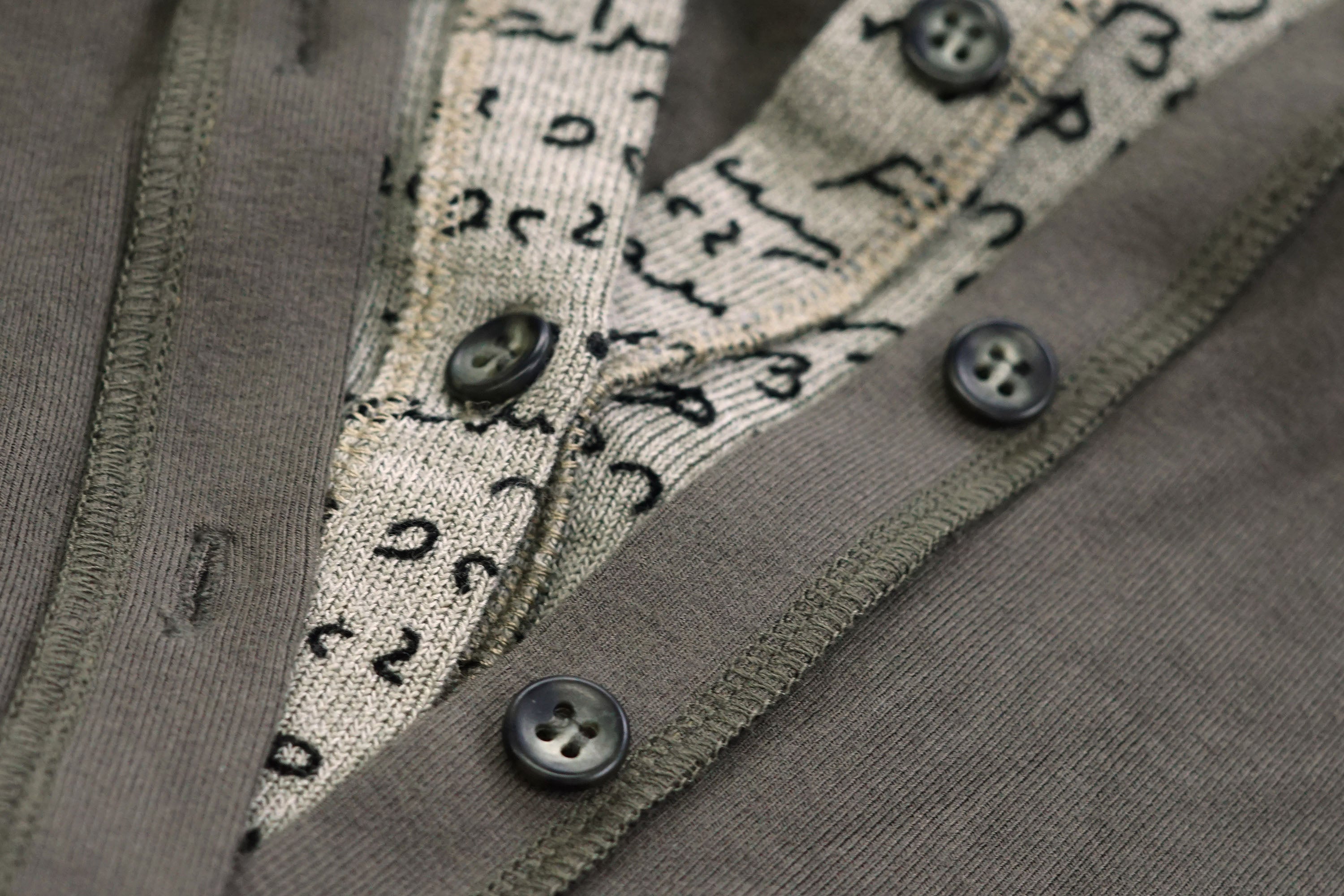 CESTNOUS Faux-Layered Half-Button Hooded Top