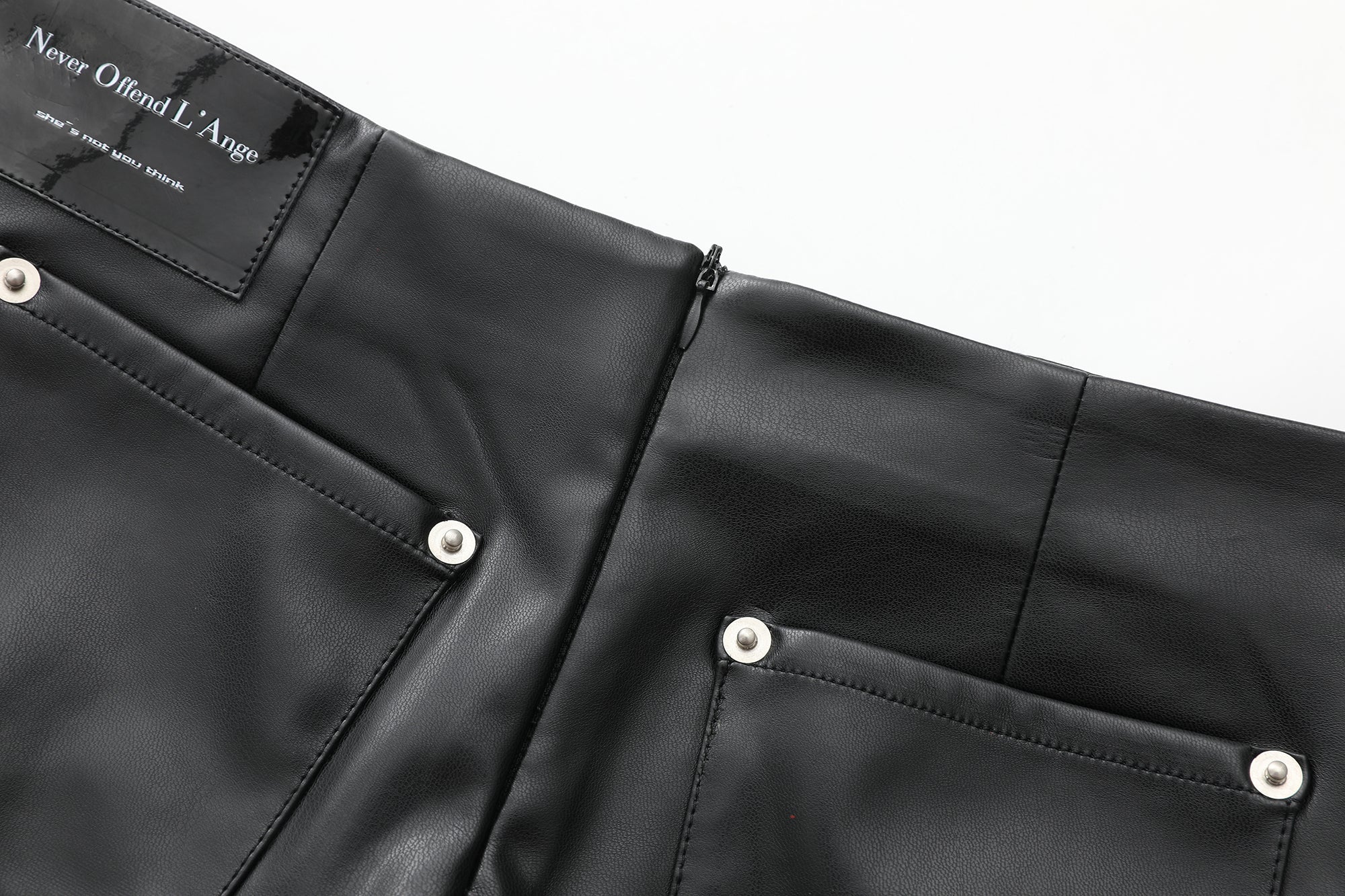 NEVER OFFEND L ANGEL Grommet-Waist Ruched Hot Shorts