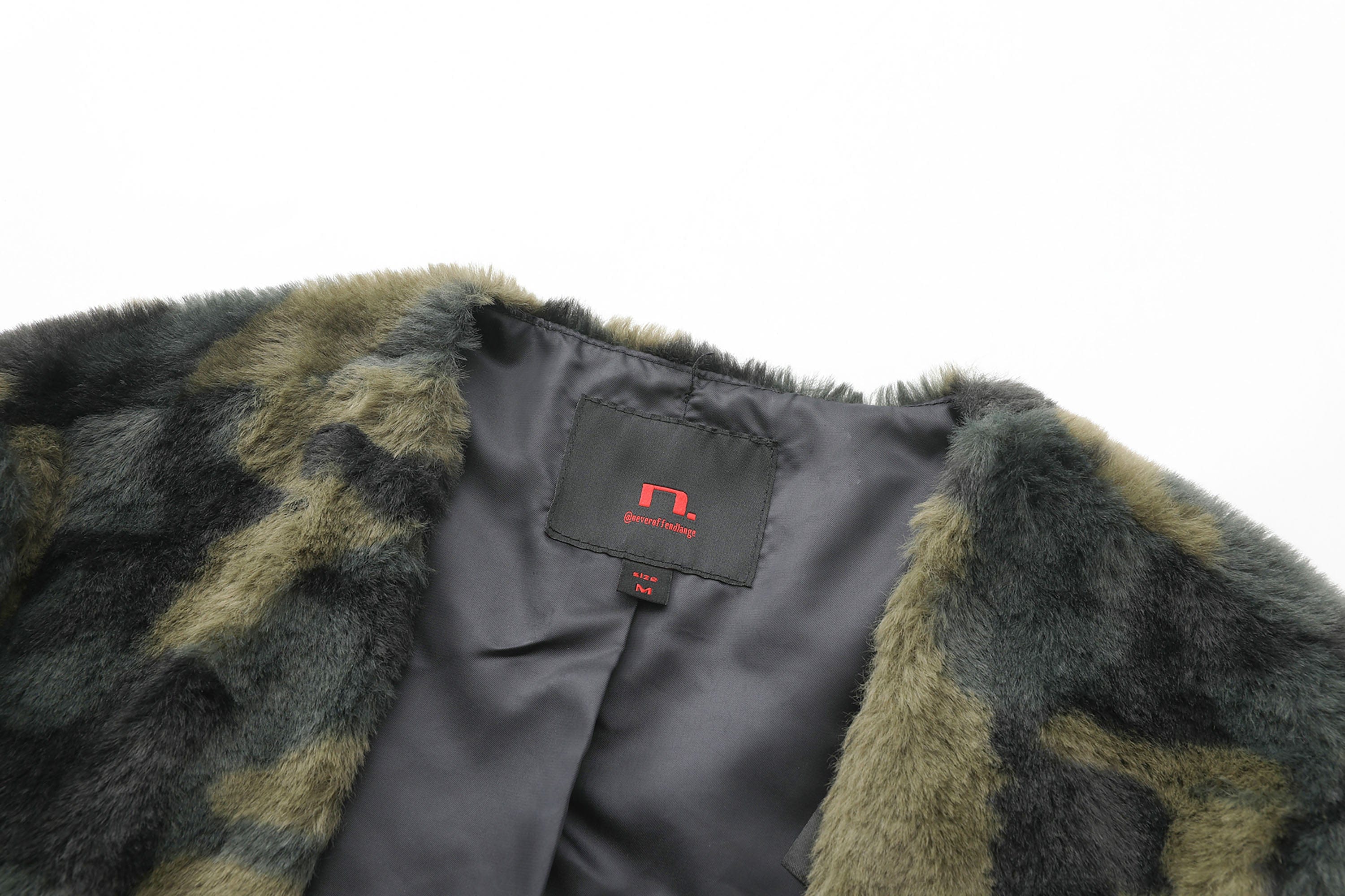 NEVER OFFEND L ANGEL Camo Faux-Fur Cropped Shrug
