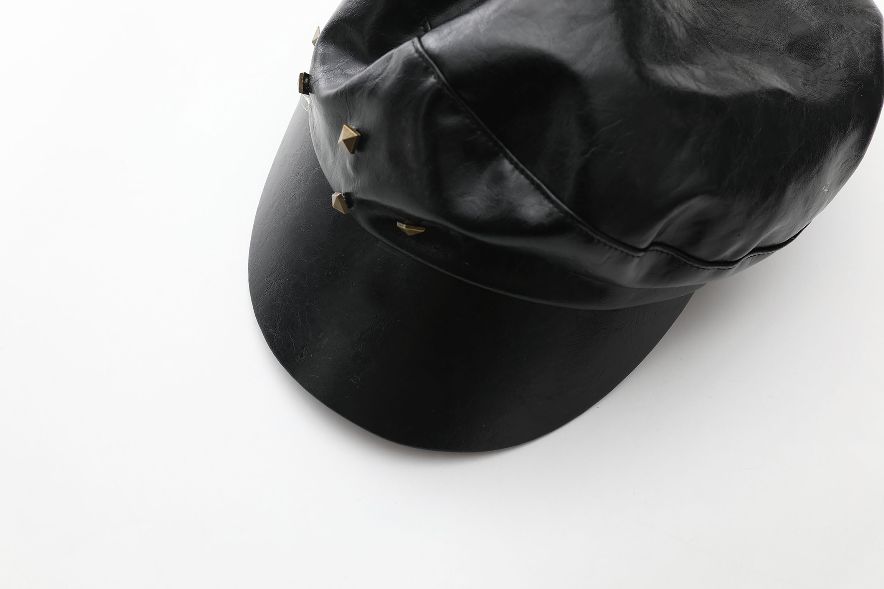 NEVER OFFEND L ANGEL Studded Faux Leather Newsboy Cap