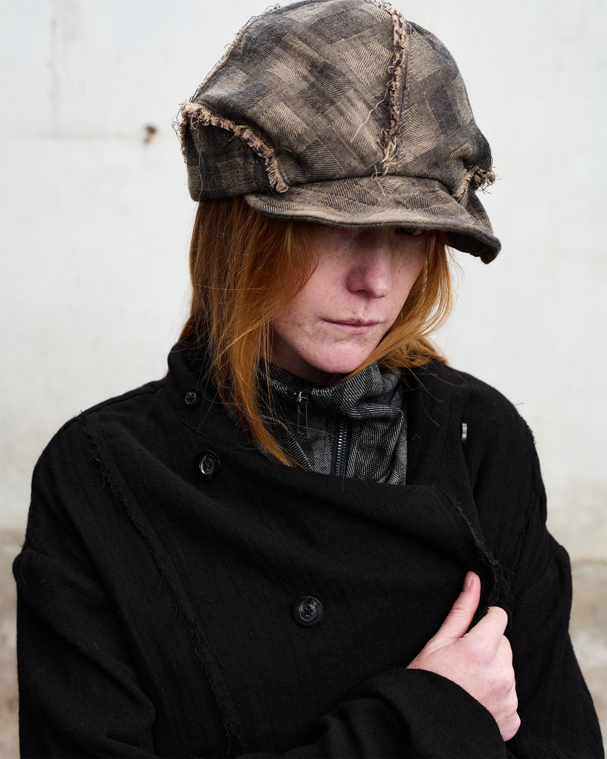 ILNya Nieternite Nifutur Frayed Plaid Spliced Newsboy Cap