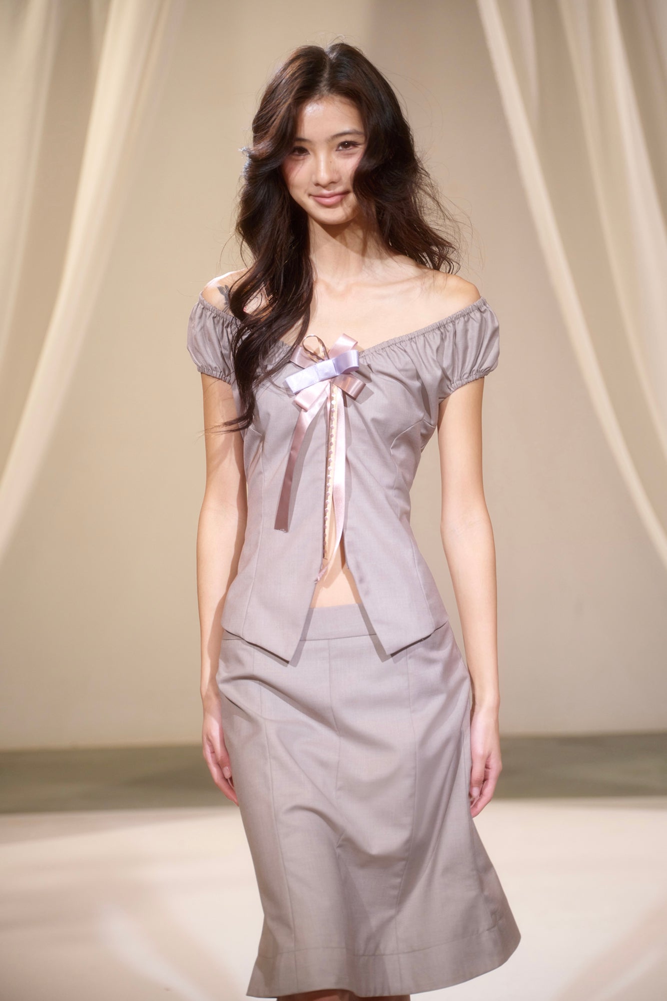 IVETONG Bow Tie Off-Shoulder Top & Flared Skirt Set