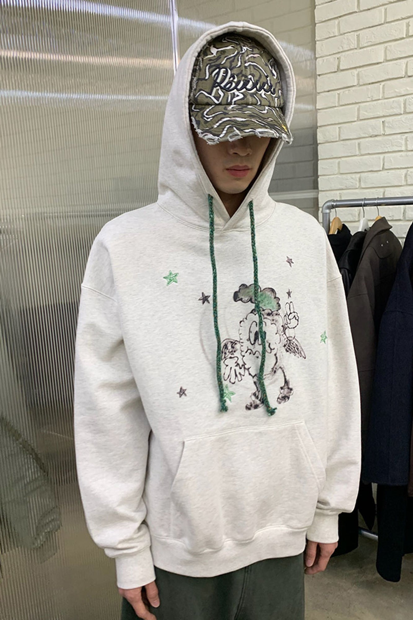 NEVERSEEZ Angel Star Cartoon Graphic Hoodie