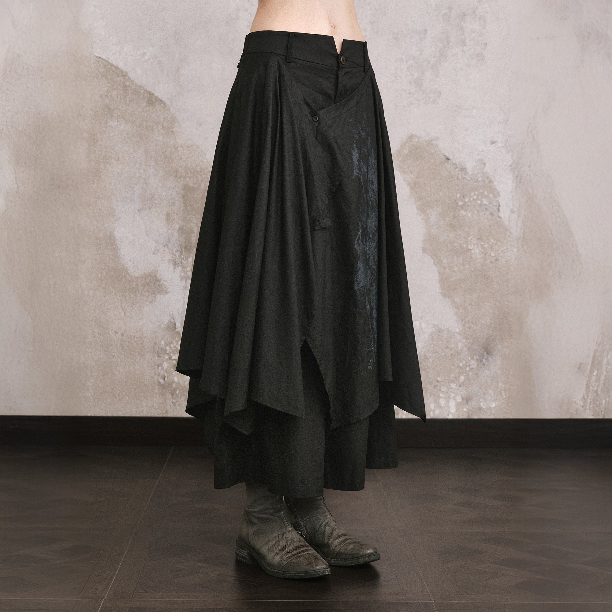 ILNya Nieternite Nifutur Asymmetrical Layered Graphic Skirt Pants