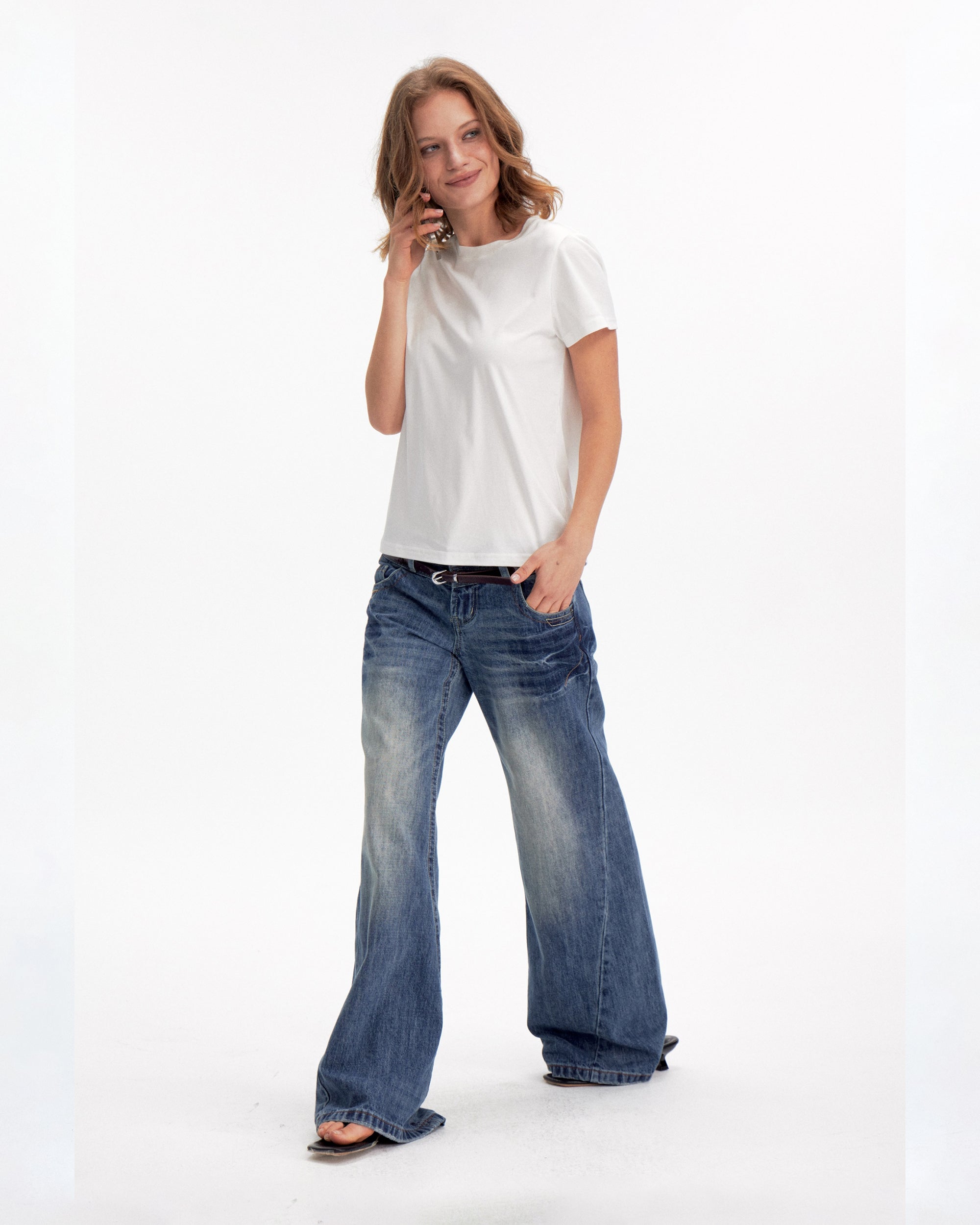 10AMSOTIIIIIIRED Retro Whiskered Low-Rise Straight Jeans