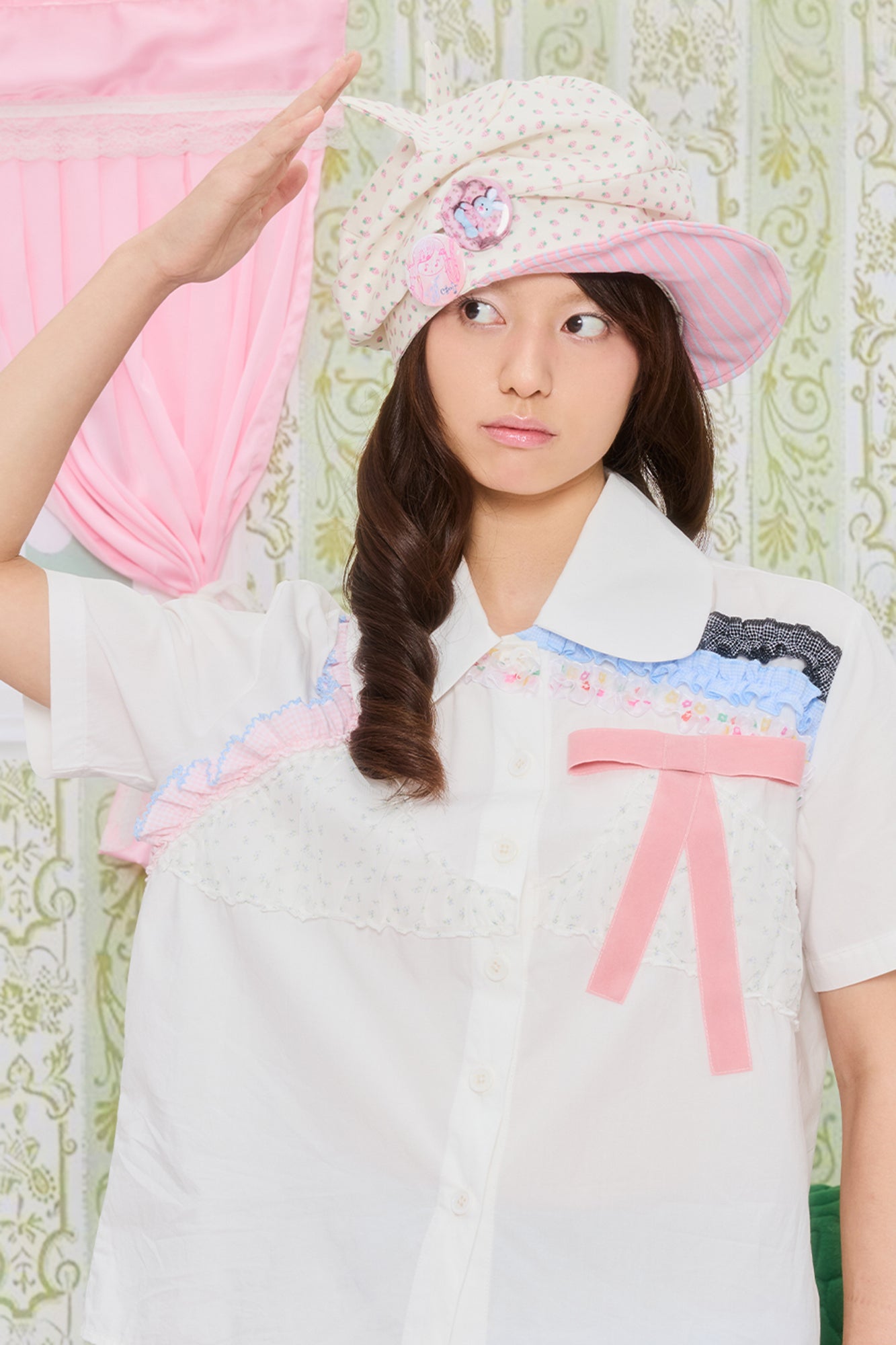 UNSOCIAL NIGHT Strawberry Full-Print Cat Ear Newsboy Cap