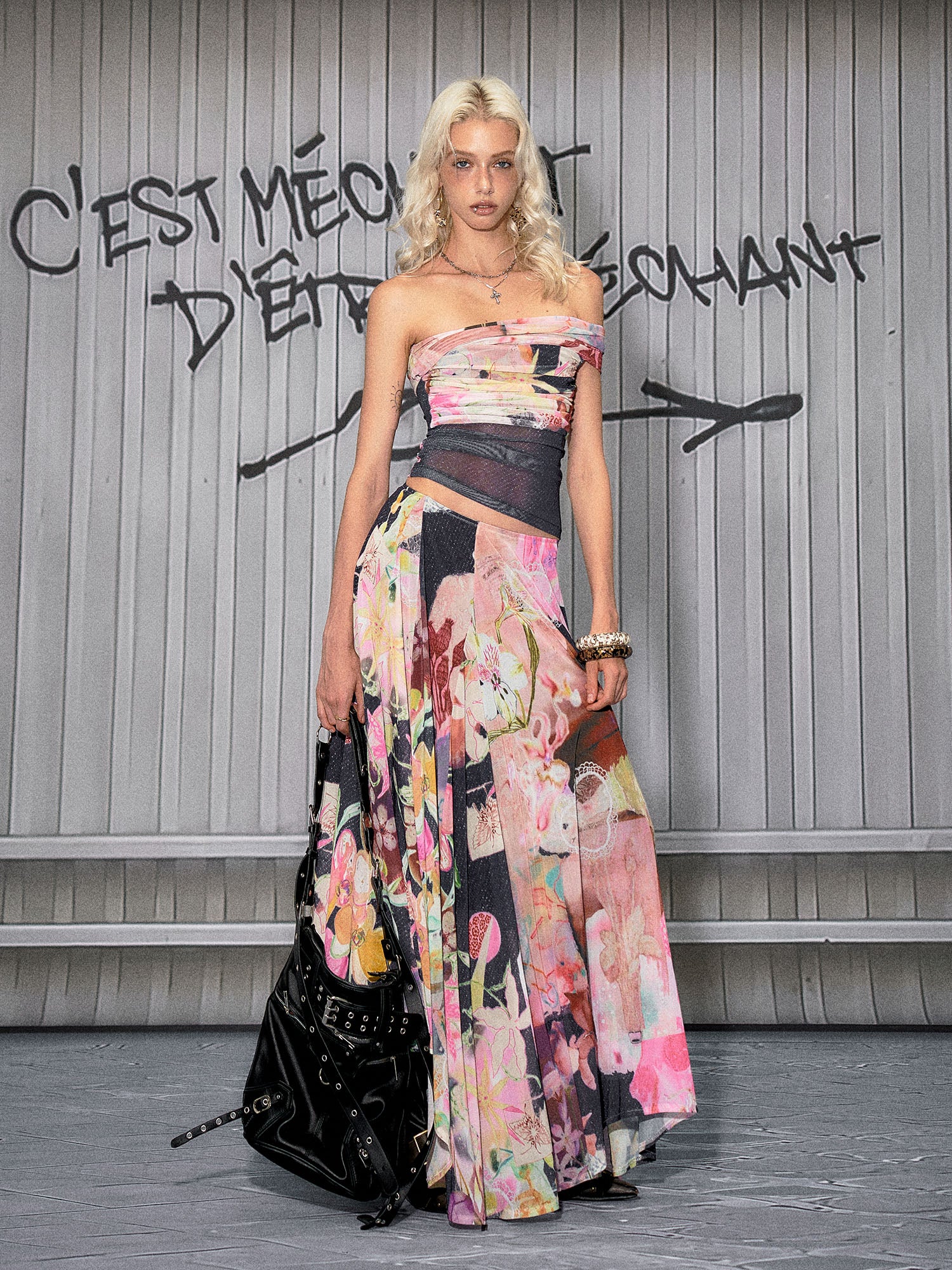 THE NEVERMORE Floral One-Shoulder Mesh Panel Two-Piece