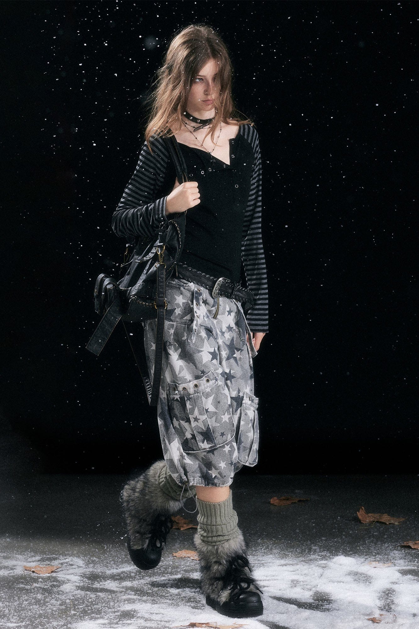 CESTNOUS Striped Sleeve Grommet Henley Tee