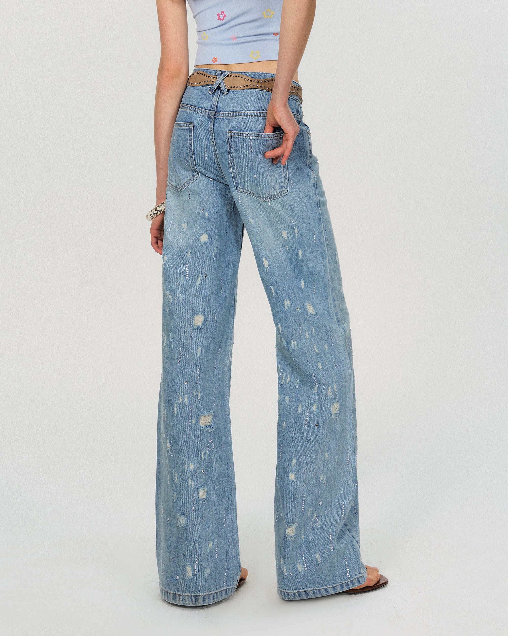 THE NEVERMORE Retro Distressed Diamond Straight Jeans