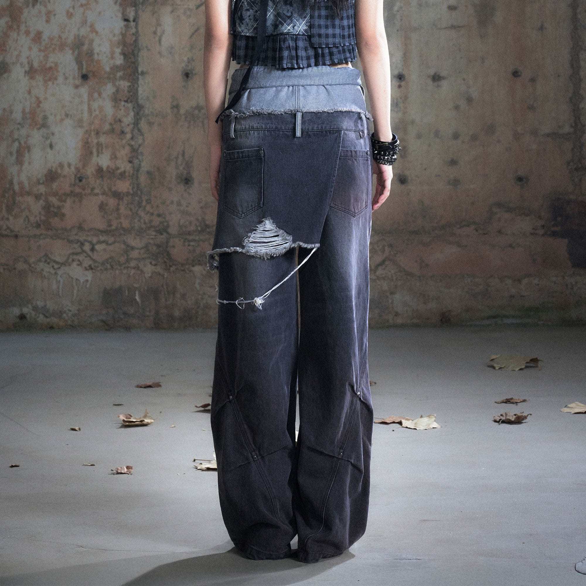 CESTNOUS Distressed Folded Double Waist Jeans