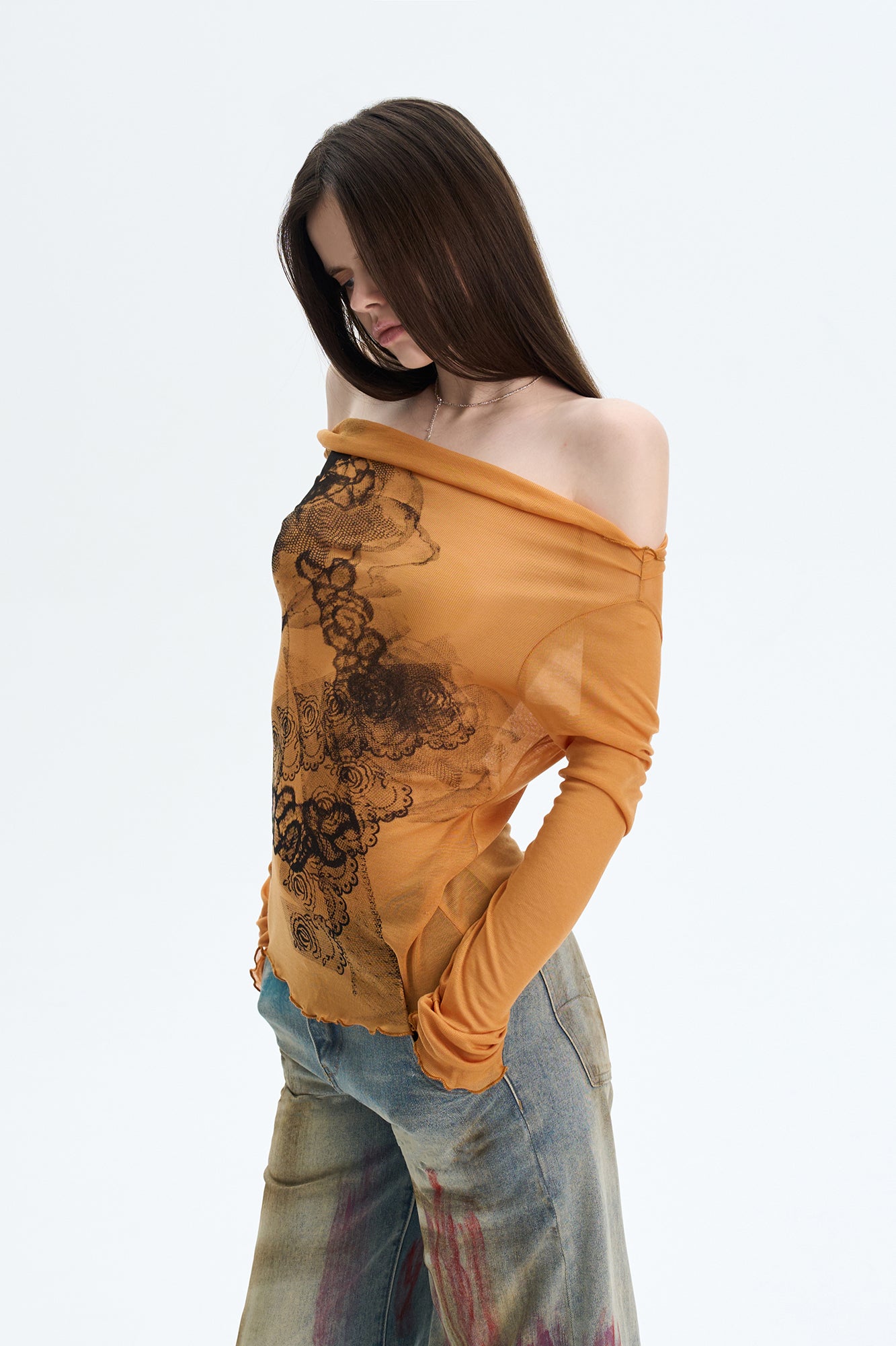 THE NEVERMORE Sheer Off-Shoulder Lettuce Edge Tee