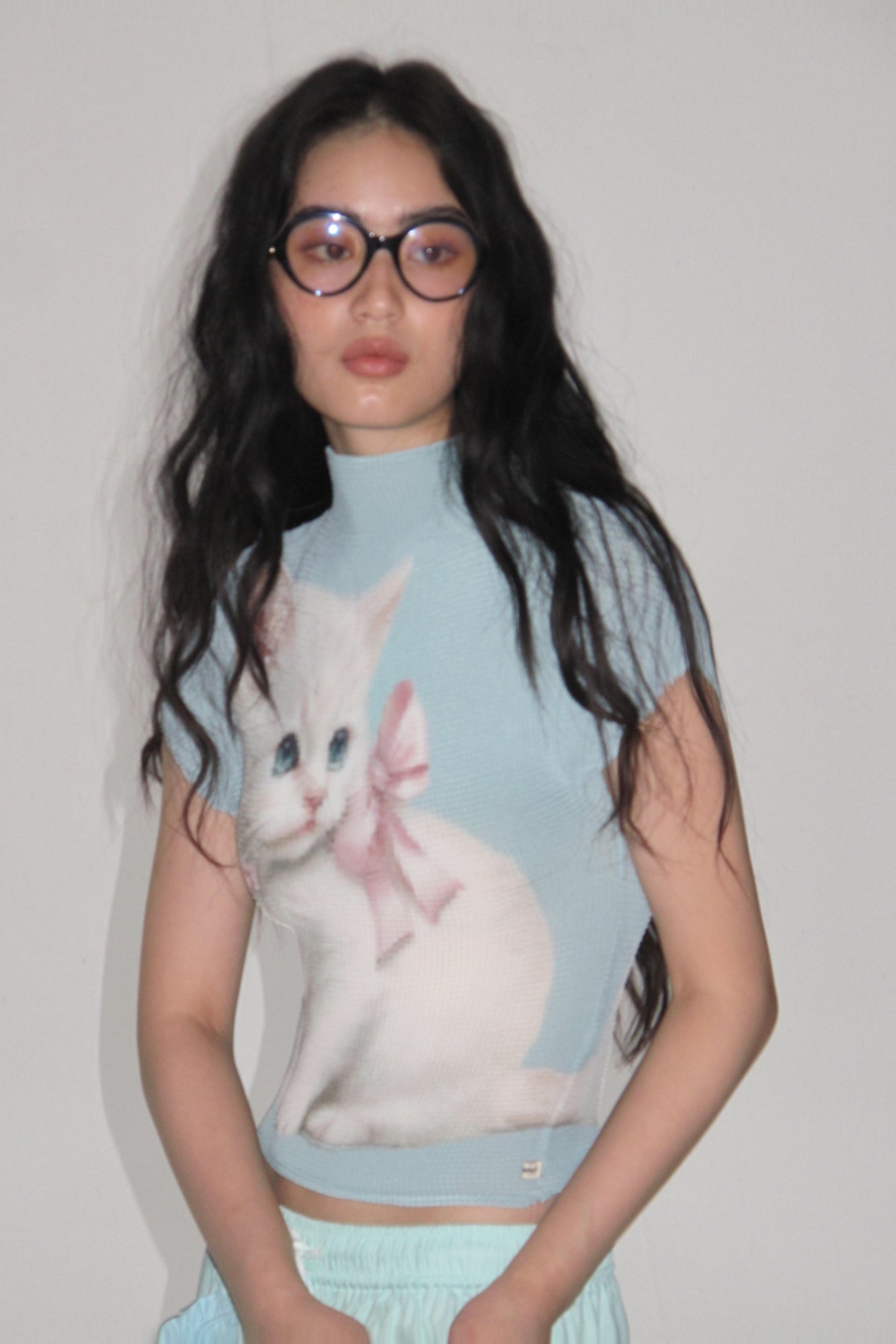MOF Bow Kitten Graphic Pleated T-Shirt