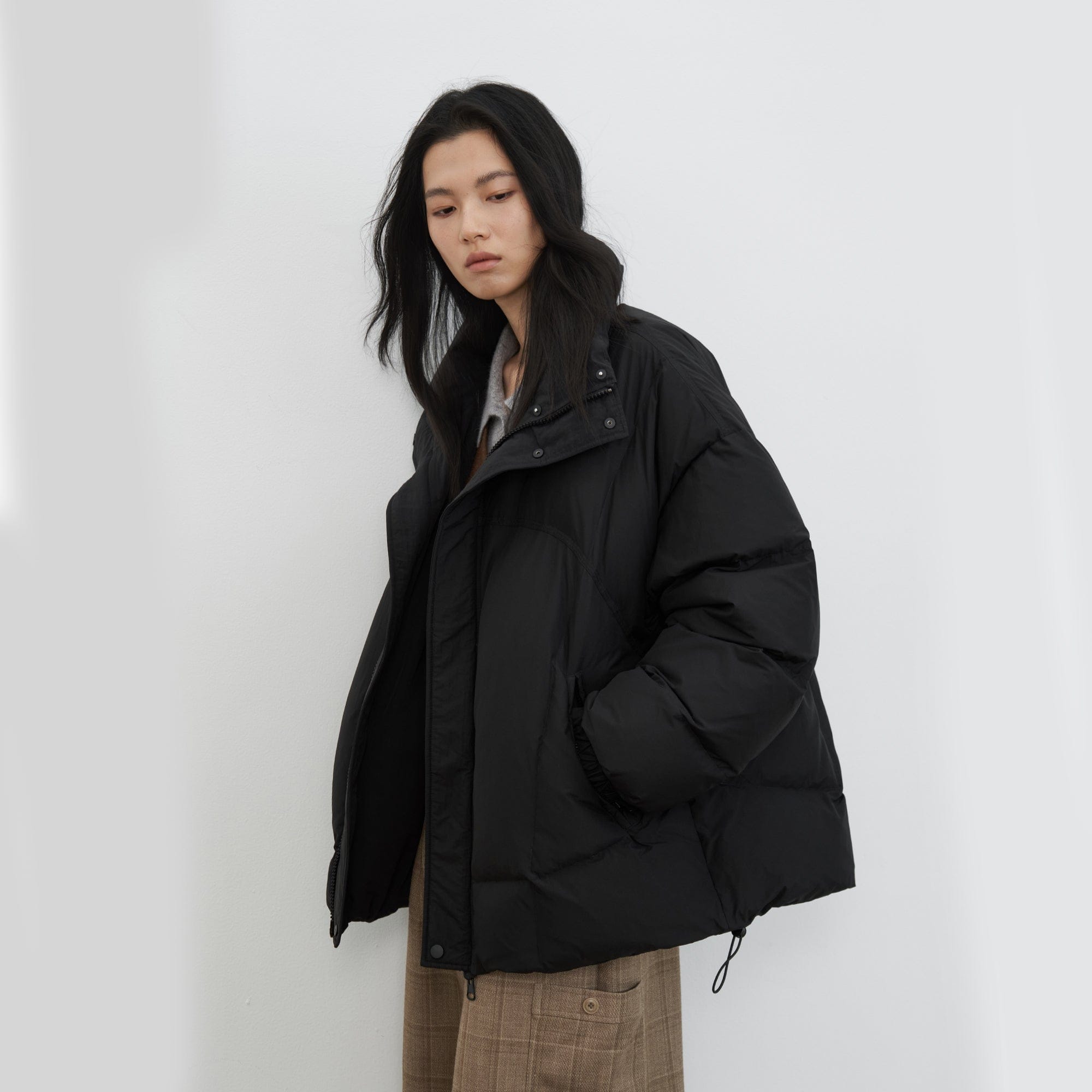 SAME FLOW Reversible Cropped Down Jacket