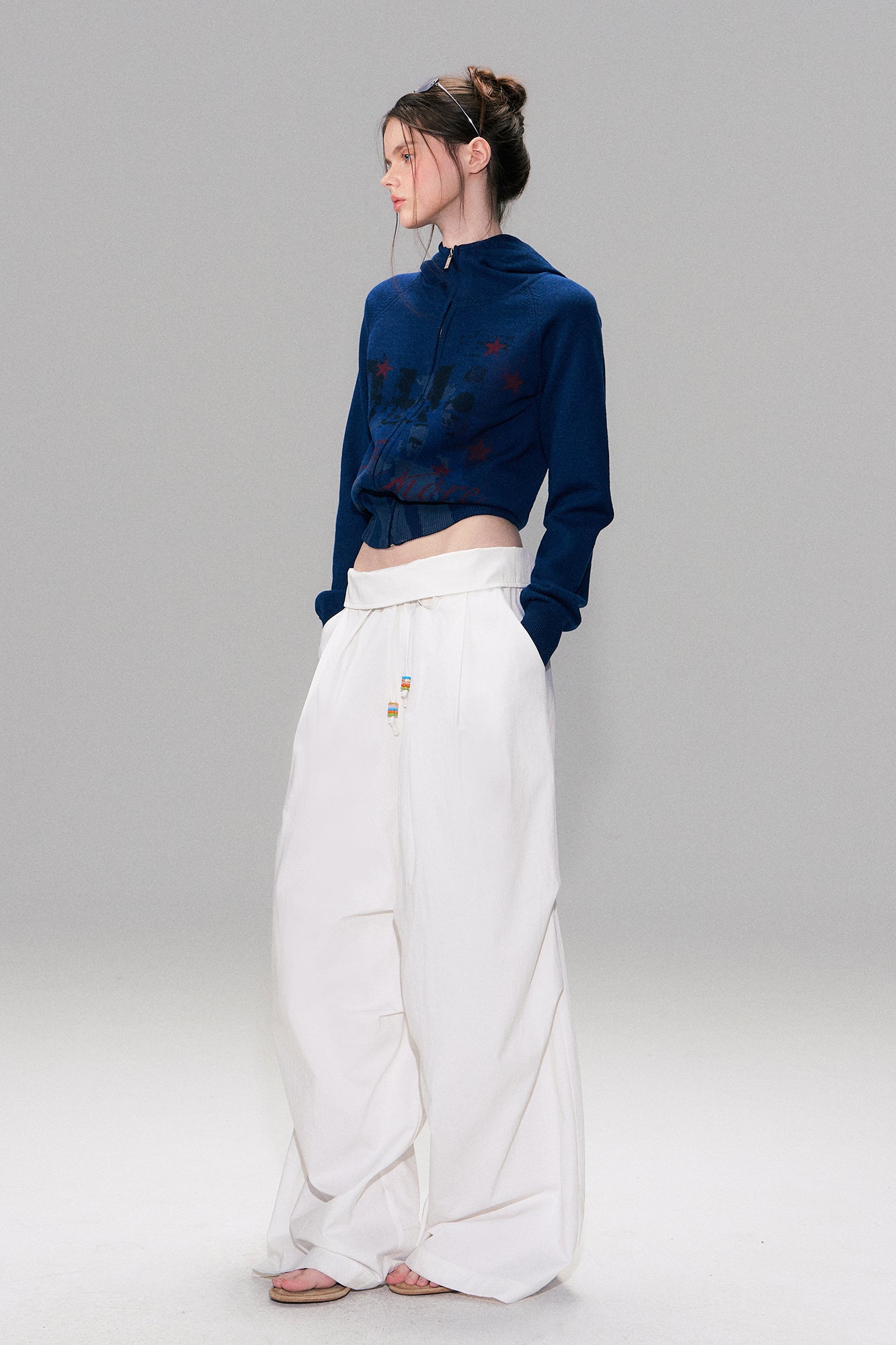 THE NEVERMORE Graphic Knit Zip-Up Hoodie