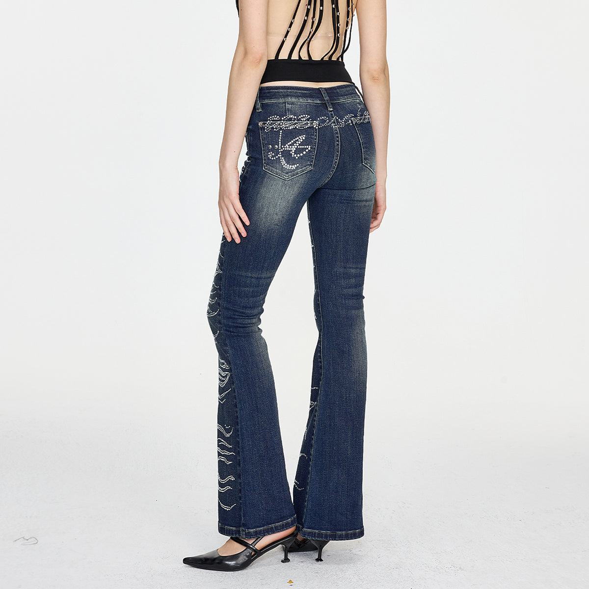 AE30 SAINT Diamond Washed Distressed Slim Flared Jeans
