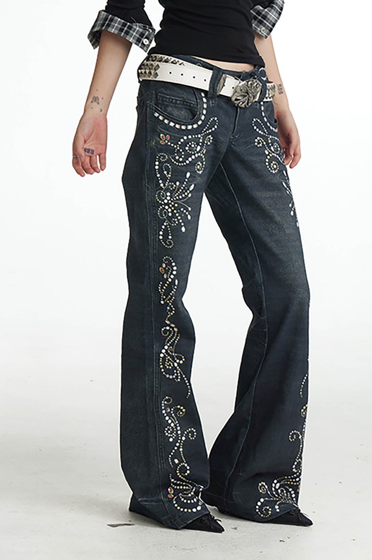 FAYCHUI Retro Gemstone Floral Flared Low-Rise Jeans