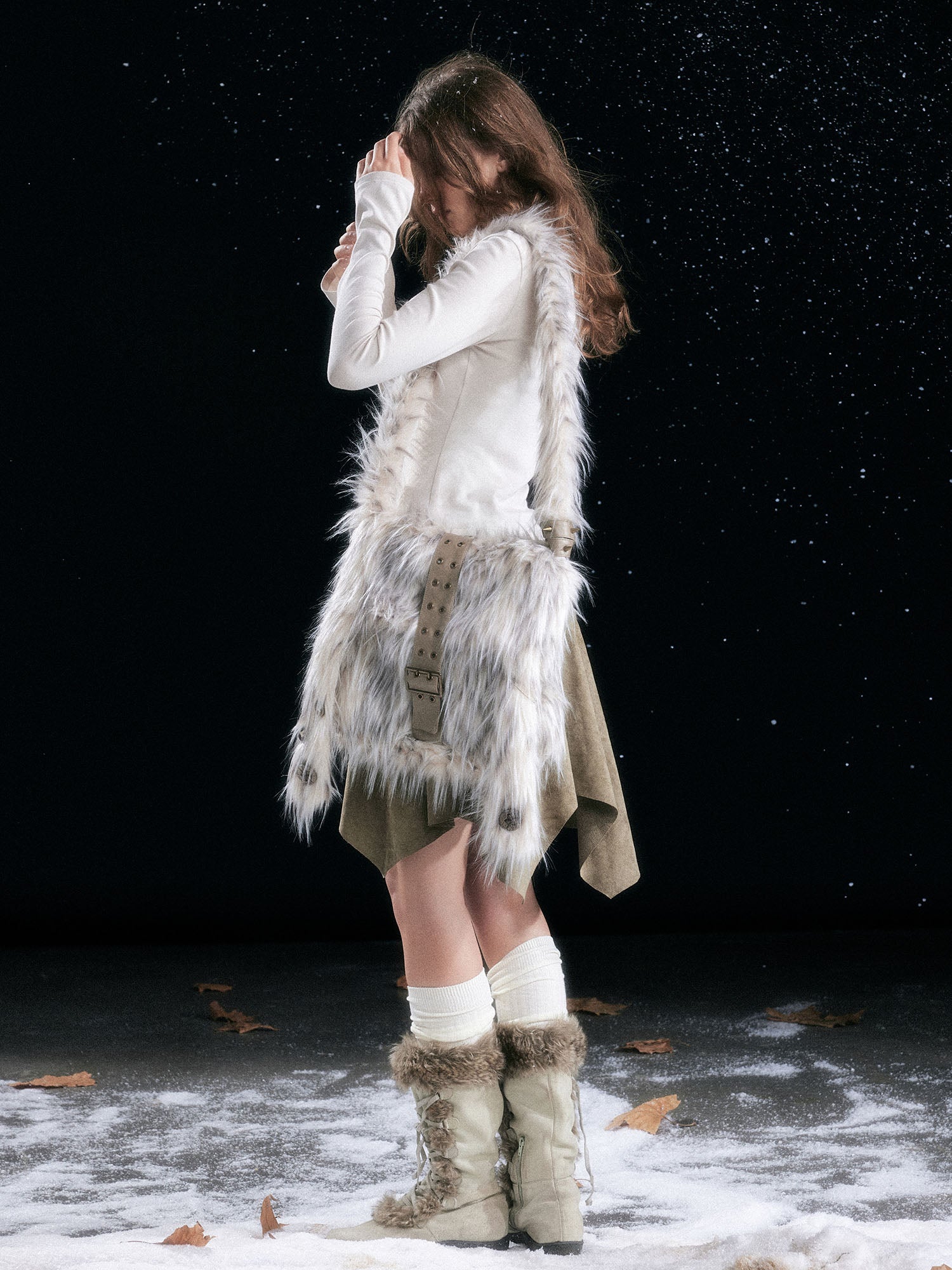 CESTNOUS Fuzzy Faux Fur Crossbody Bag