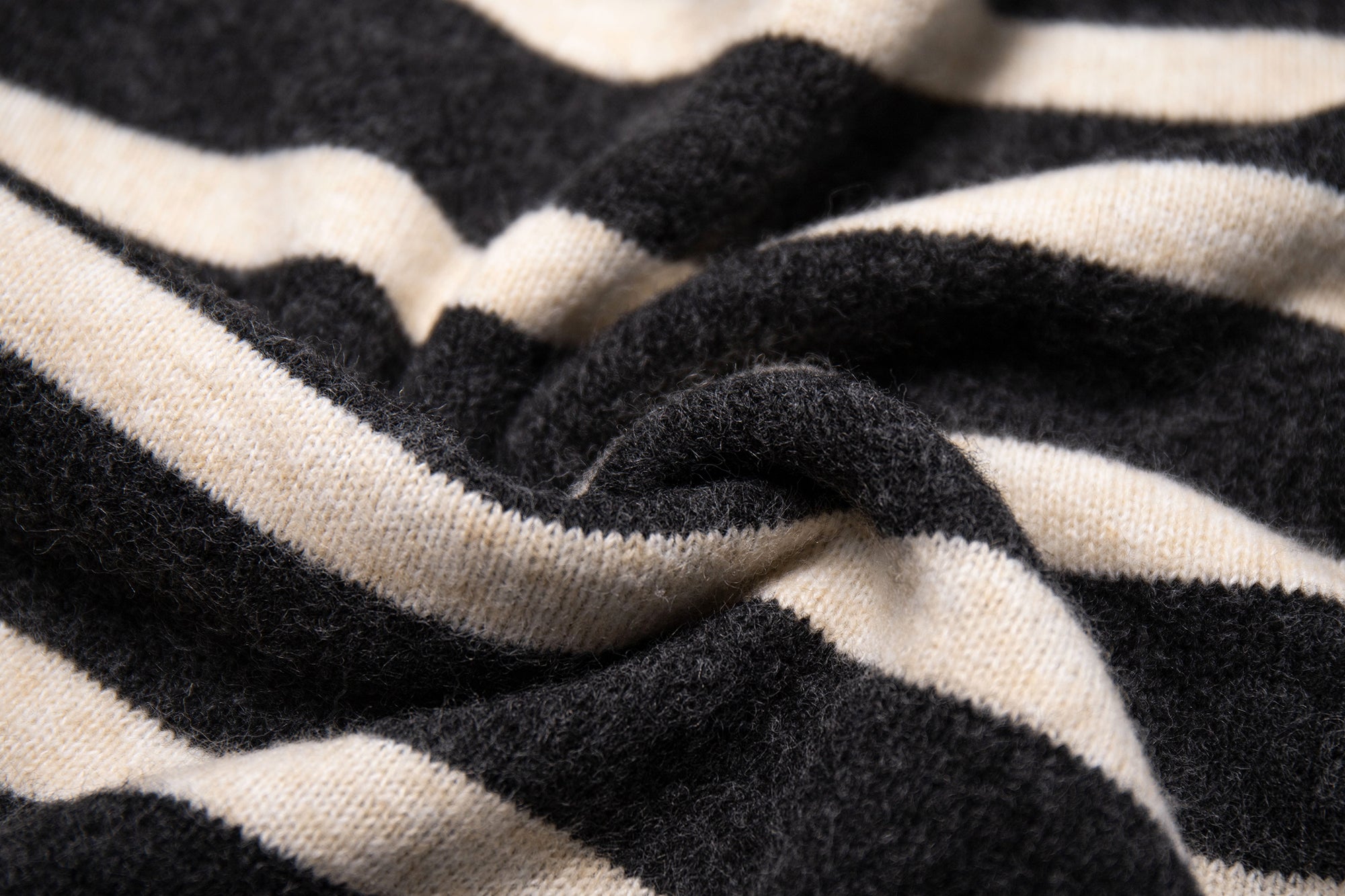 LEONSENSE Distressed Stripe Knit Pullover