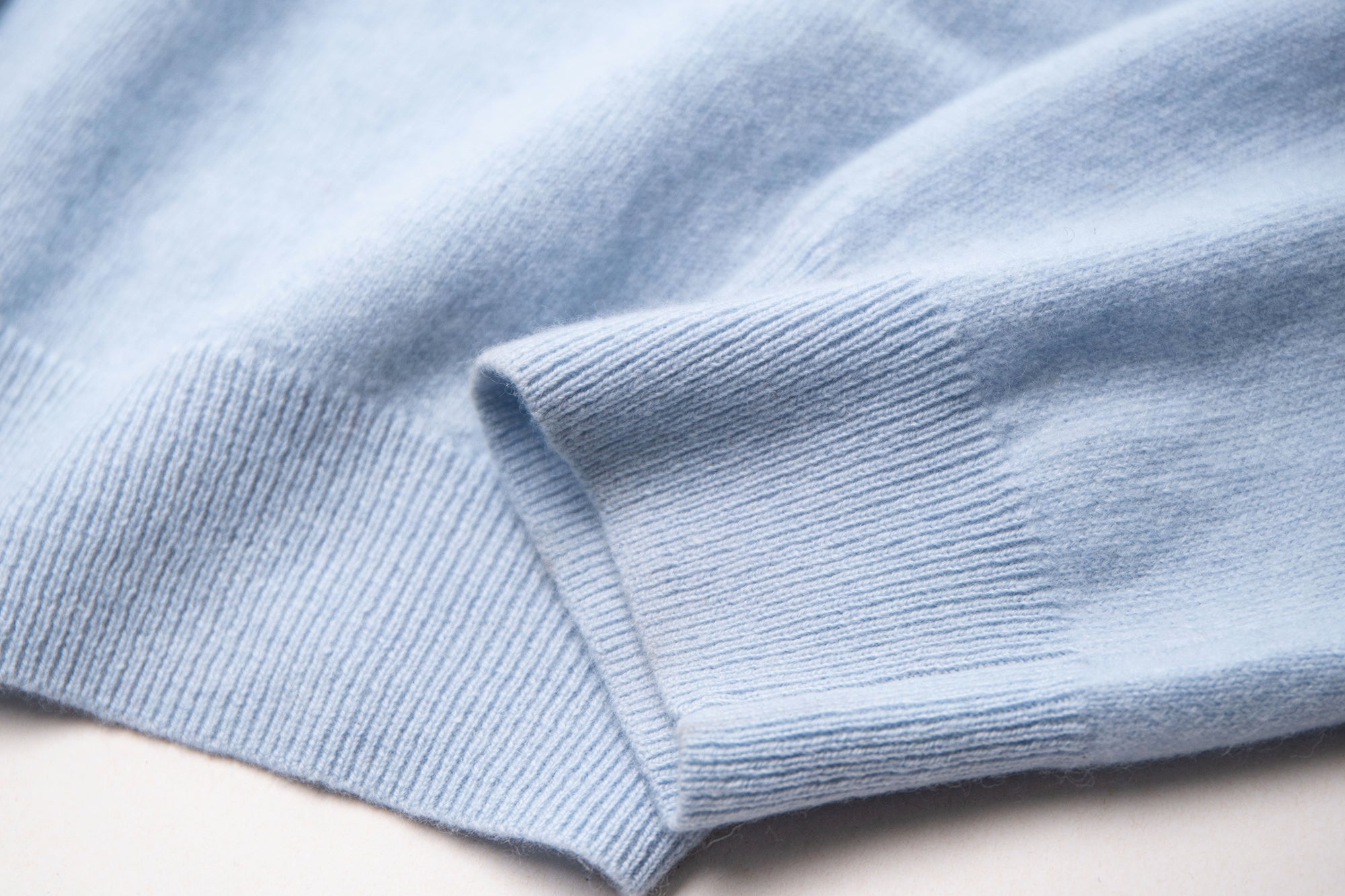 LEONSENSE Contrast Argyle Jacquard Wool Cardigan