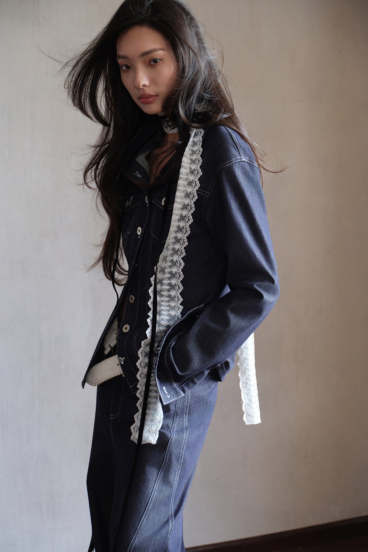 MXU Deconstructed Embroidered Silk-Cotton Cinched Denim Jacket