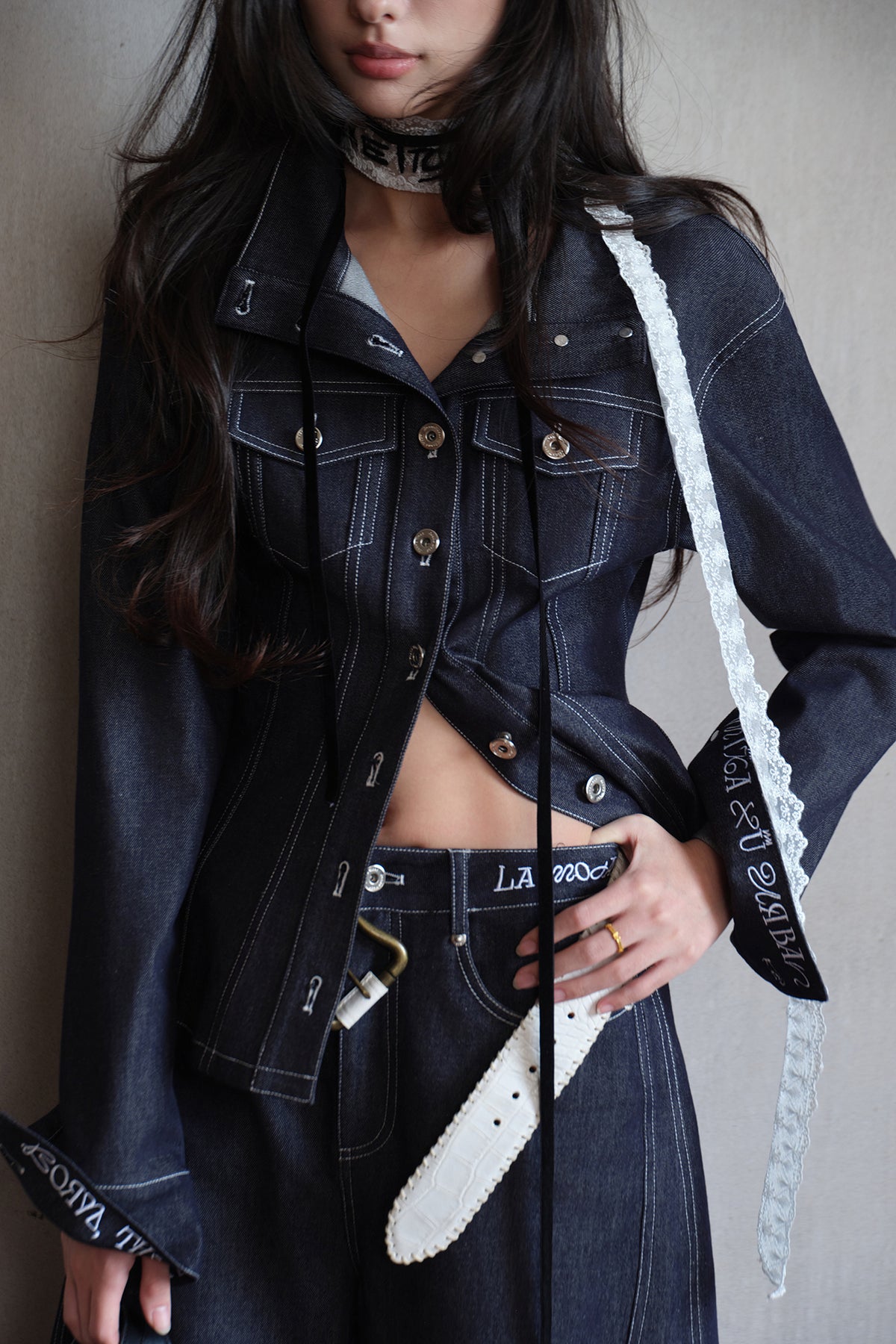 MXU Deconstructed Embroidered Silk-Cotton Cinched Denim Jacket