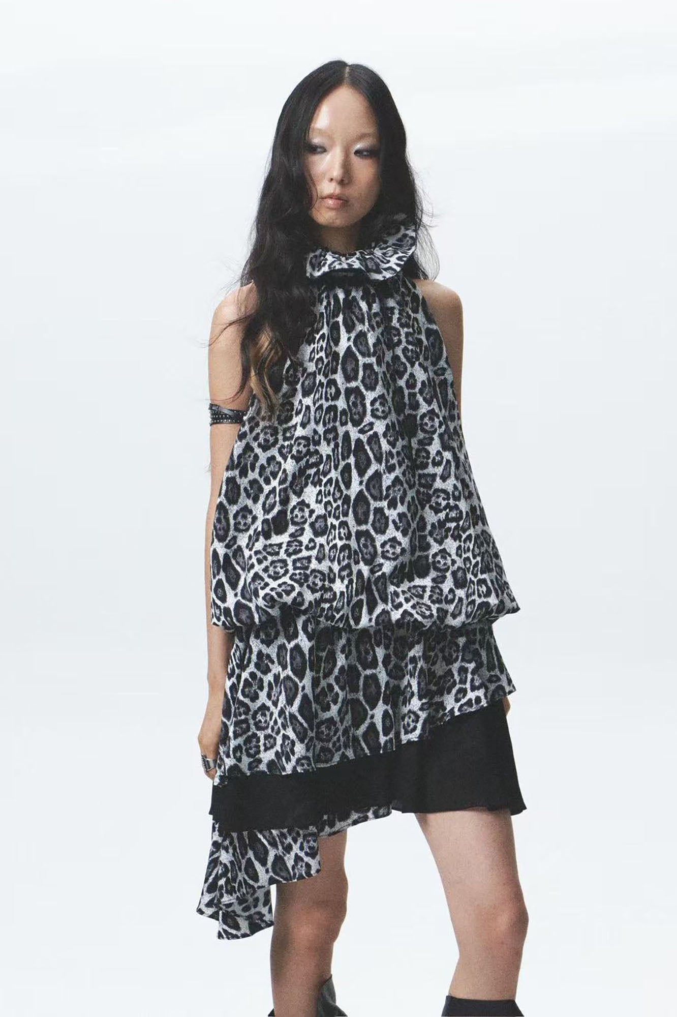 NONAME SPACE Asymmetrical Layered Leopard Ruffle Dress