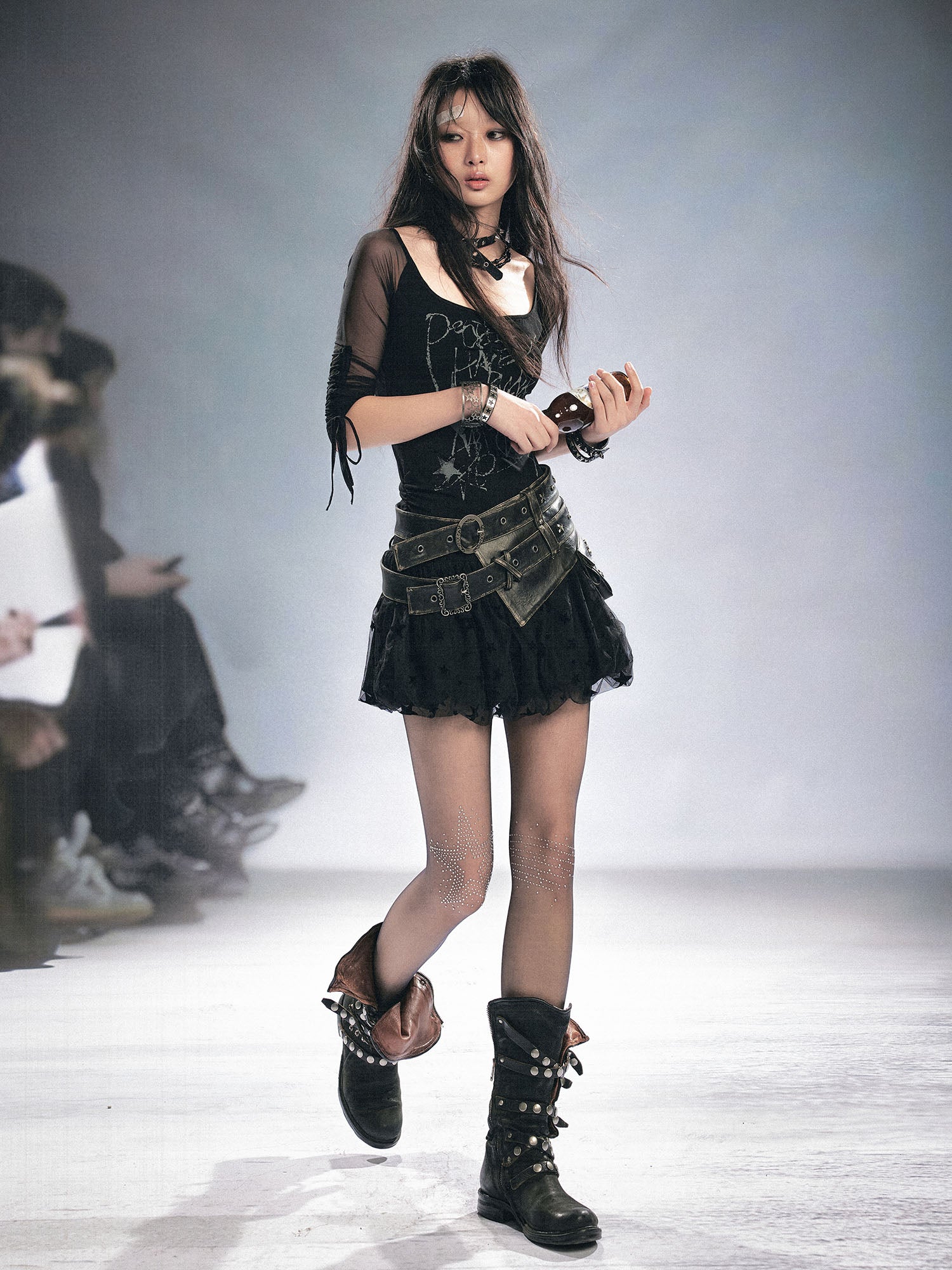 CESTNOUS Multi-Buckle Corset Belt