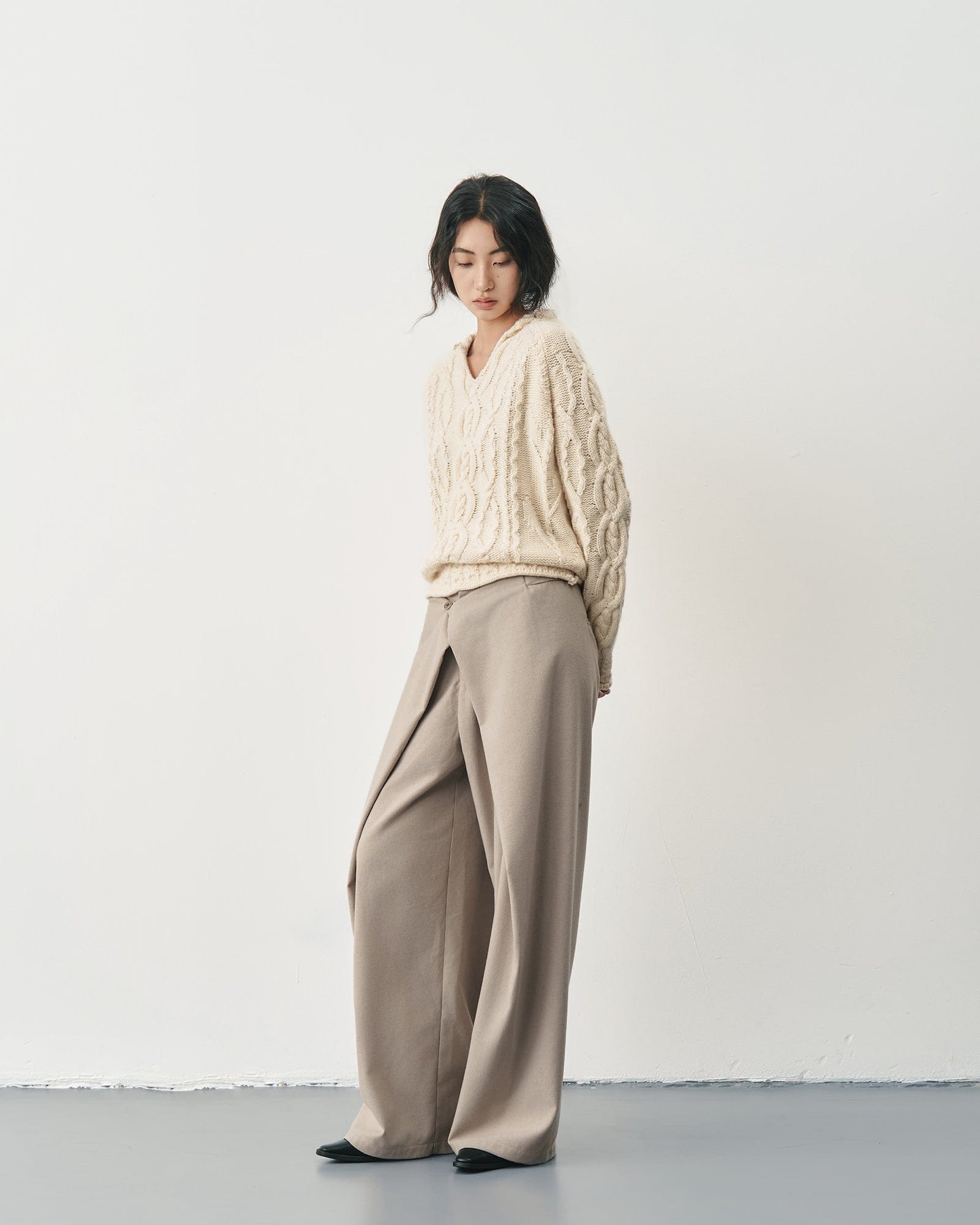 SAME FLOW Overlap Front Woolen Blend Kendo Trousers