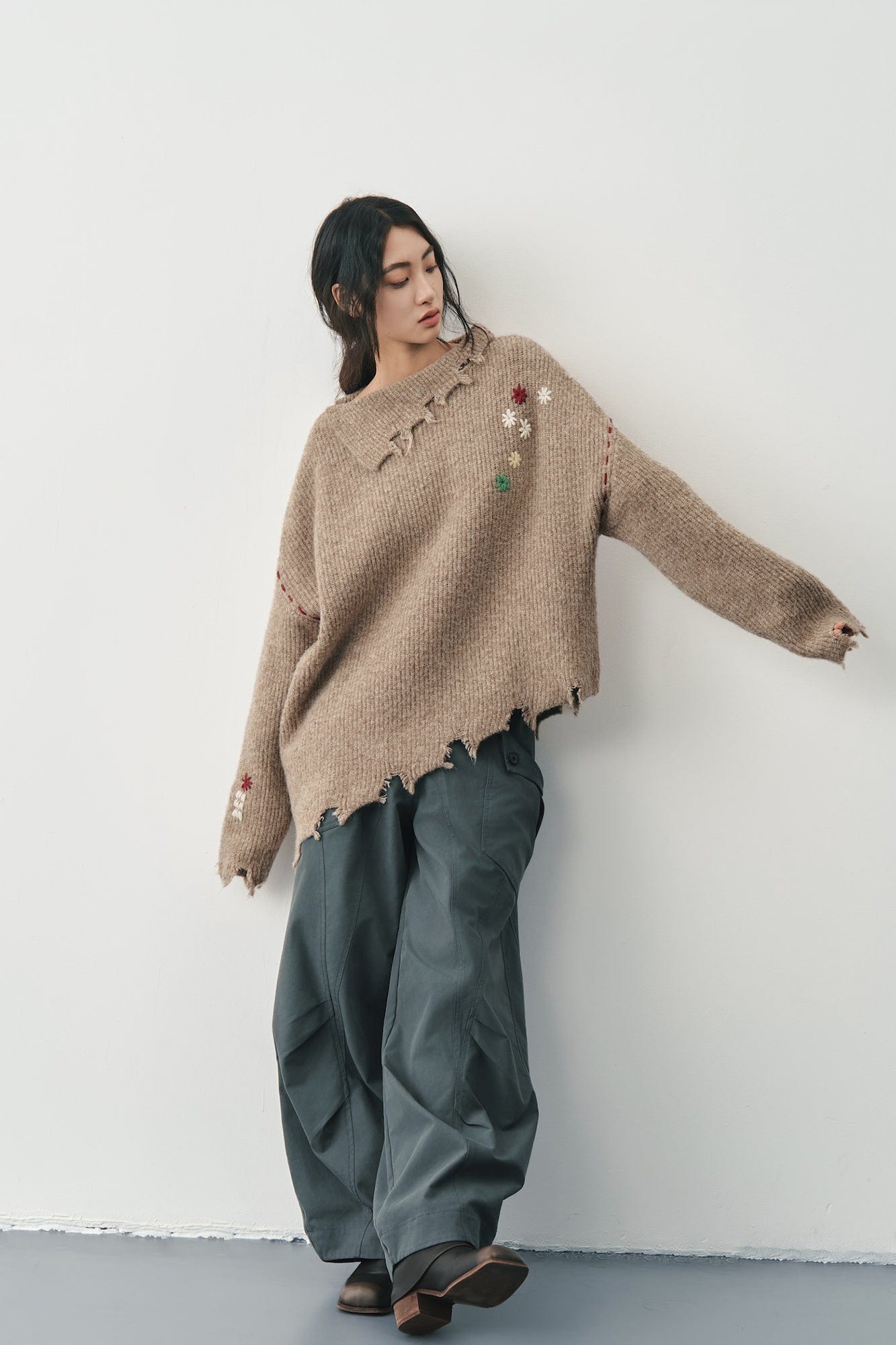 SAME FLOW Distressed Floral Embroidered Sweater