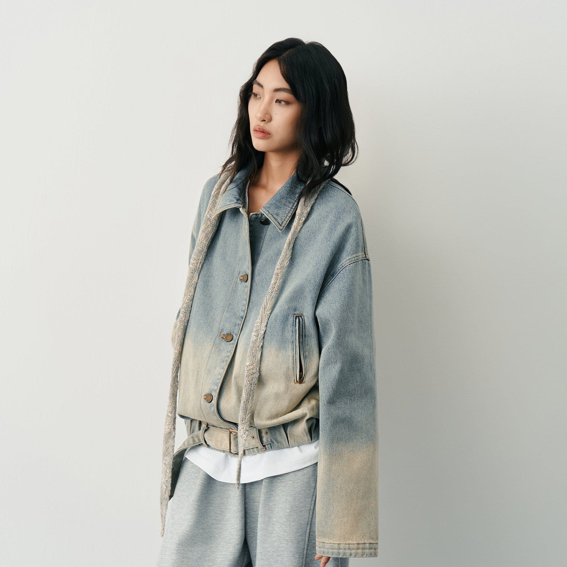 SAME FLOW Distressed Washed Gradient Denim Jacket